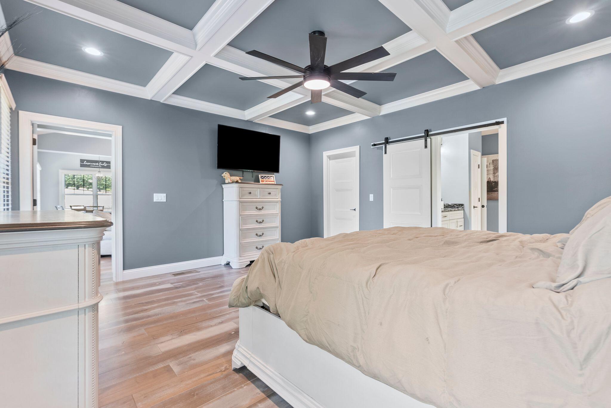 516 Shagbark Trail