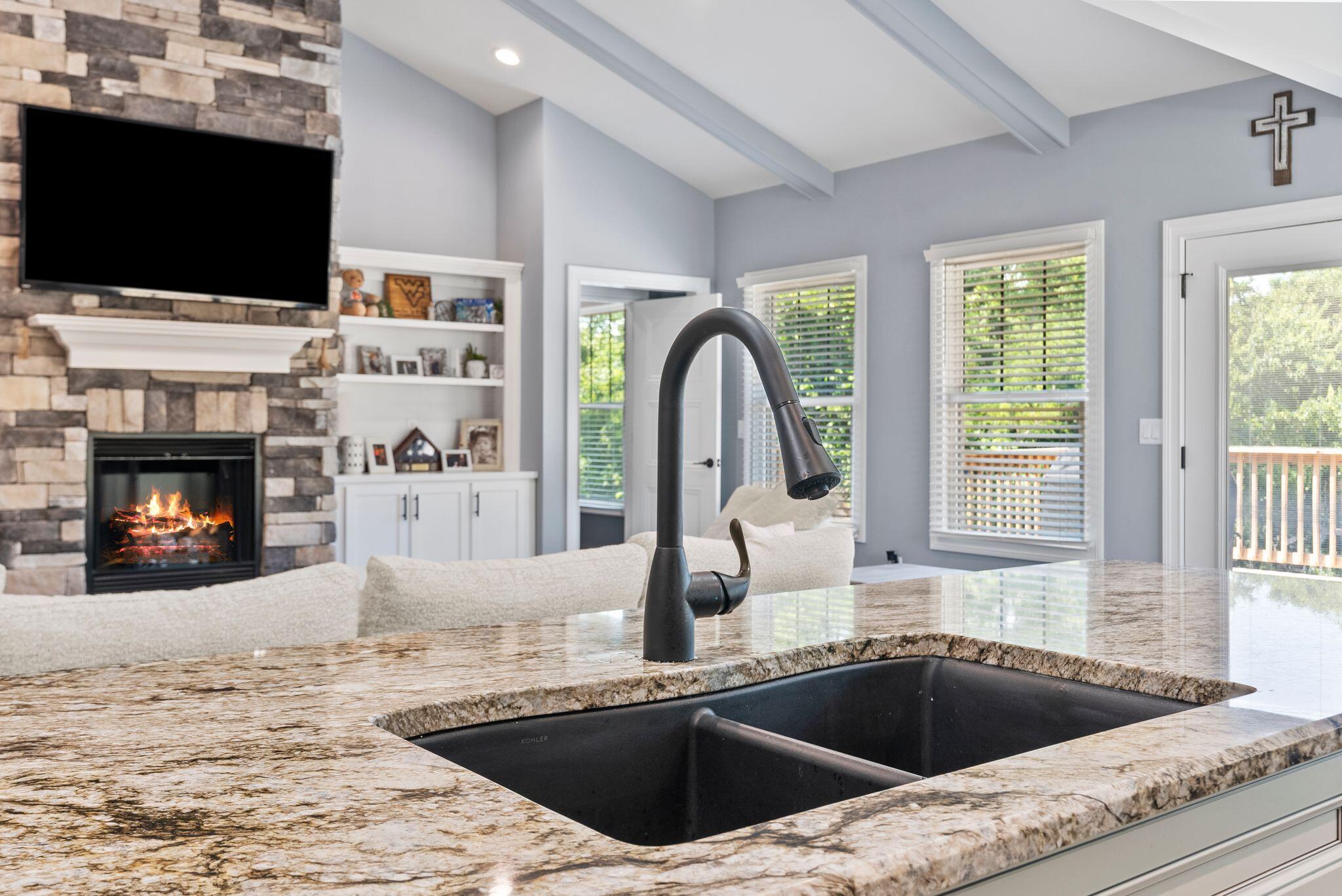 516 Shagbark Trail