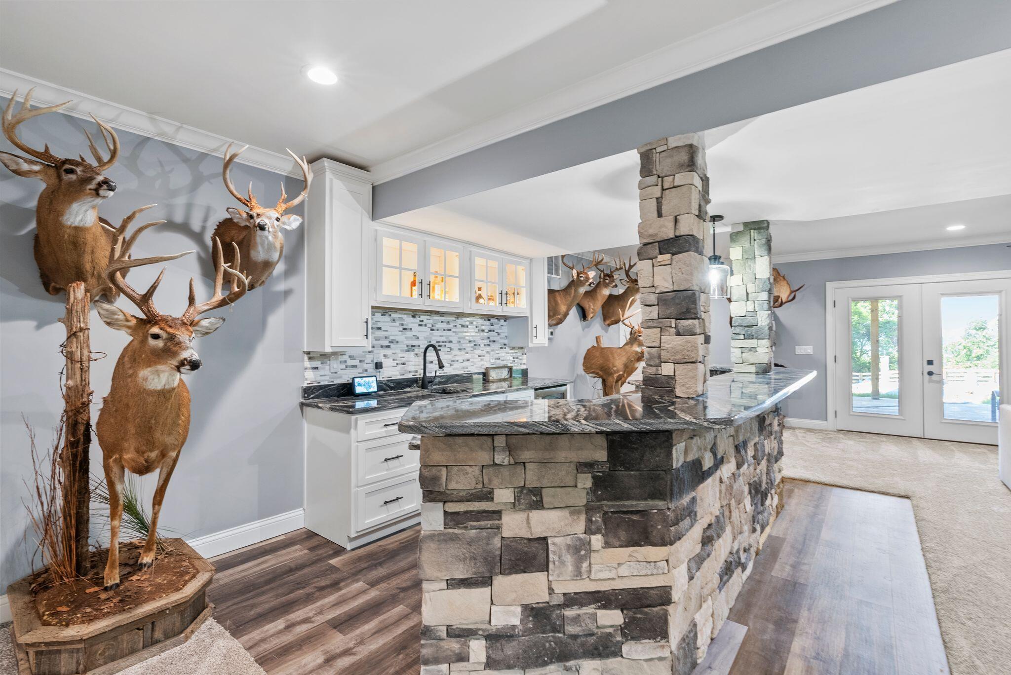 516 Shagbark Trail