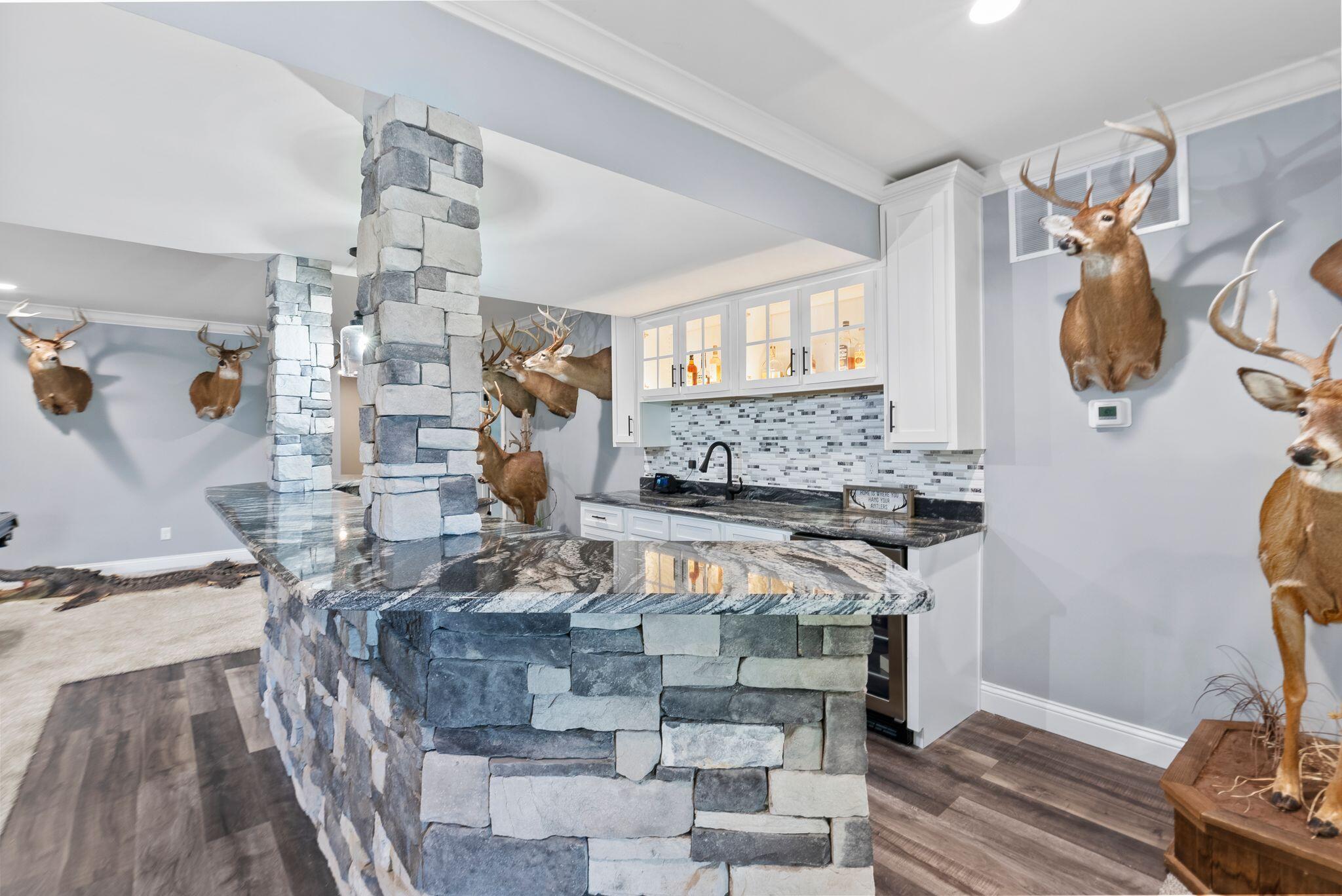 516 Shagbark Trail