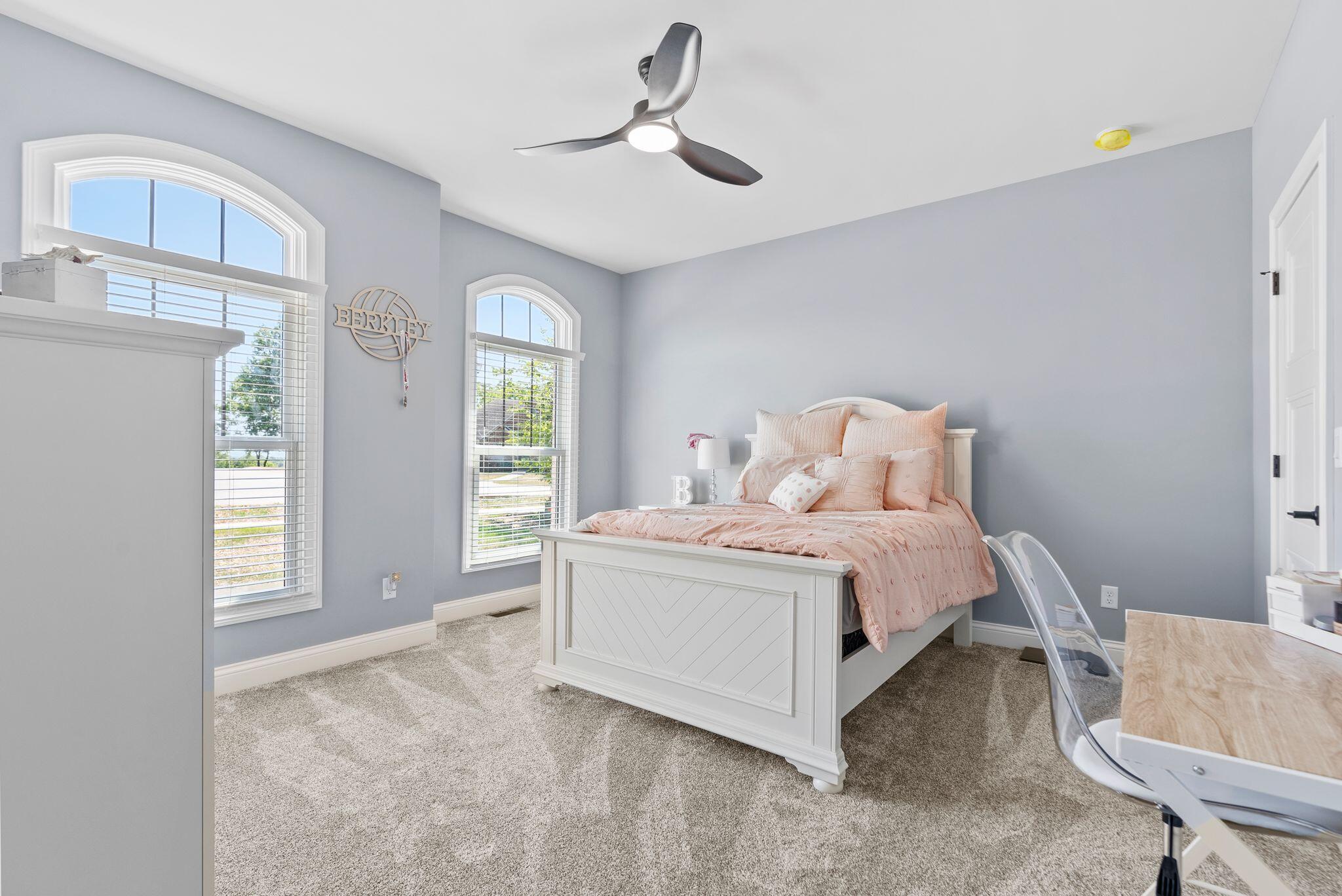 516 Shagbark Trail