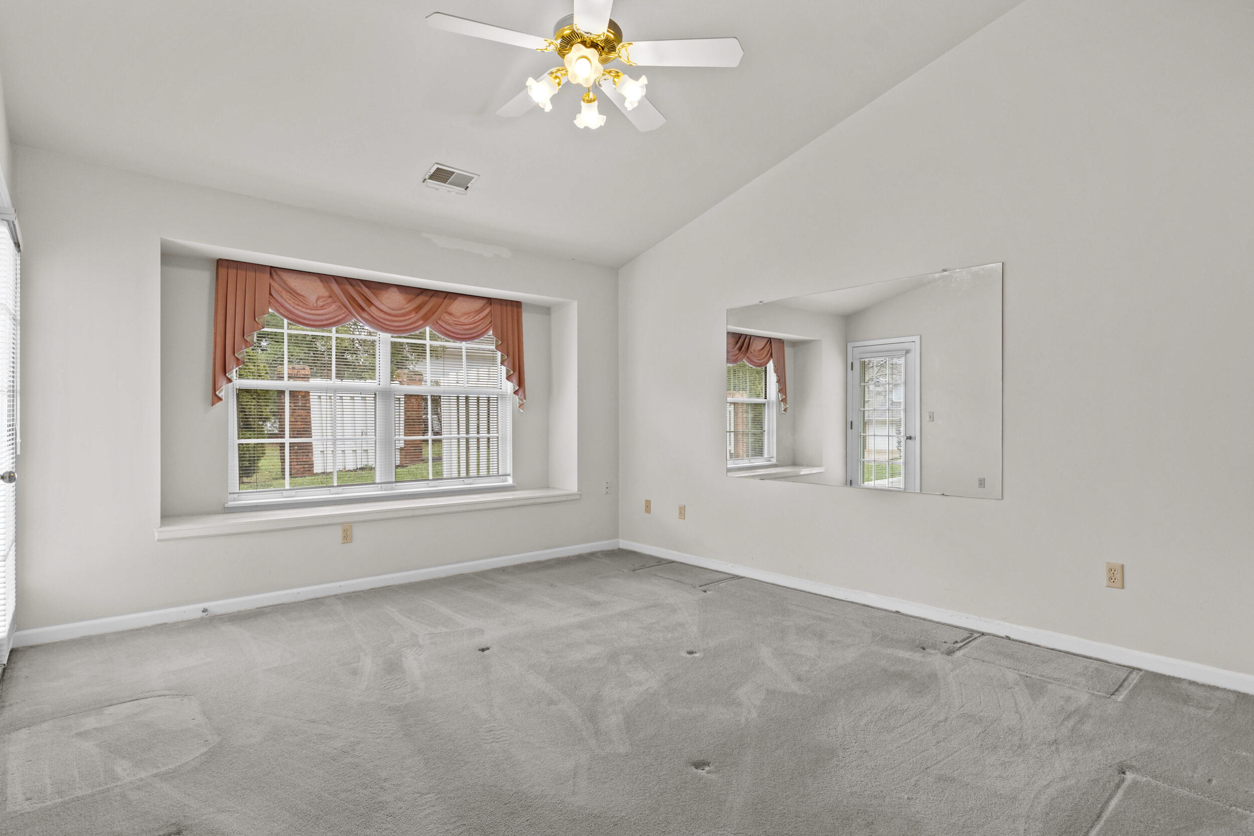 1057 Palmer Court