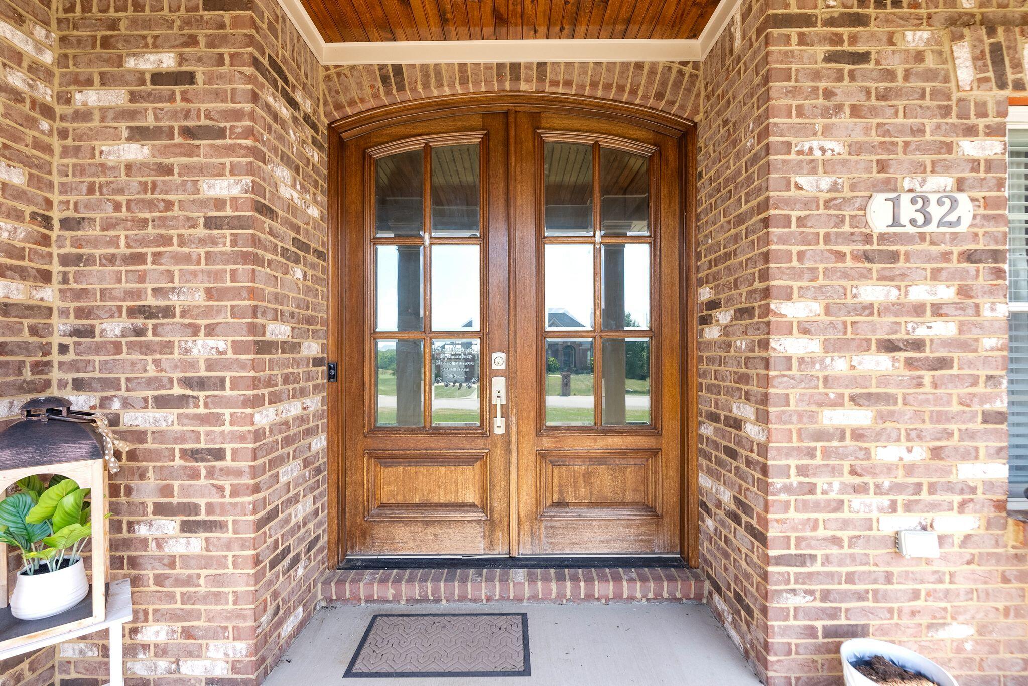 132 Tara Lane