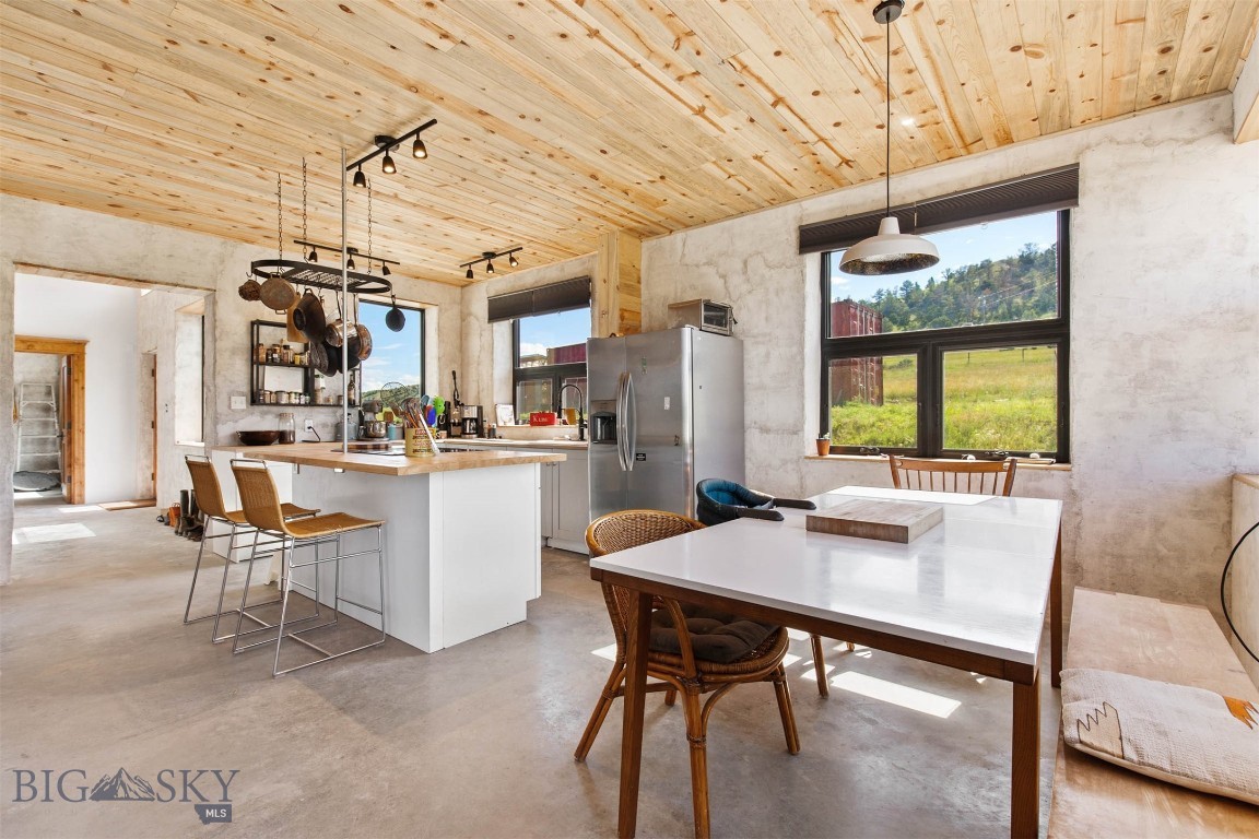 11893 Antelope Valley Road