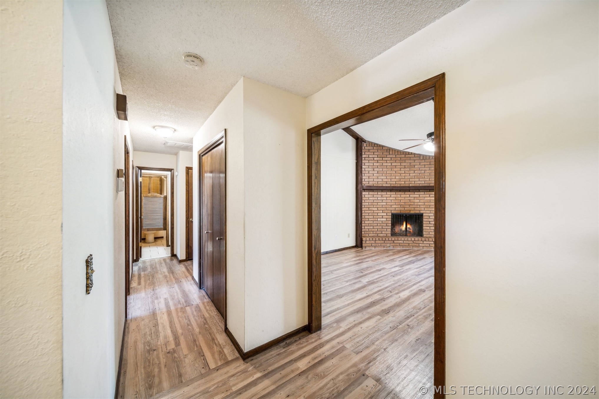 8732 E 39th Street