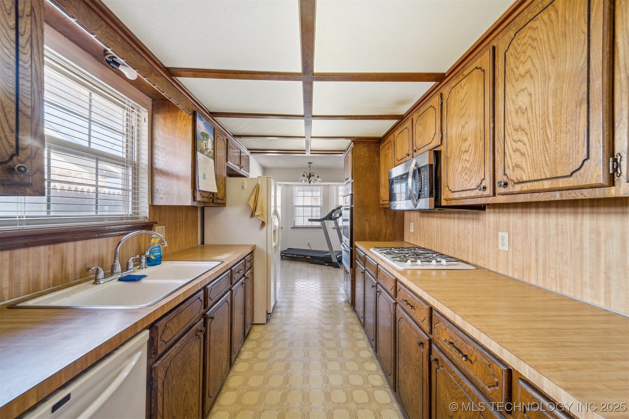 2505 S 130th East Avenue