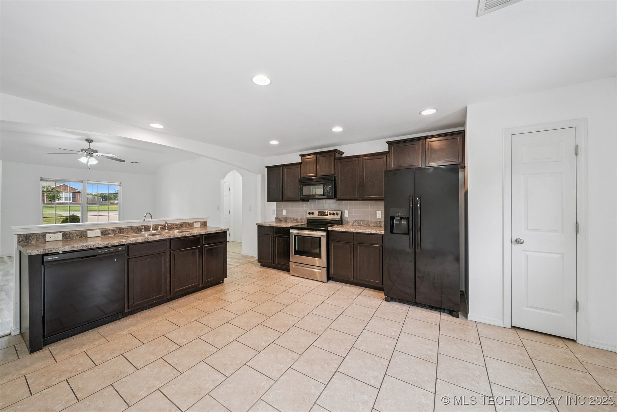2601 W Glendale Street