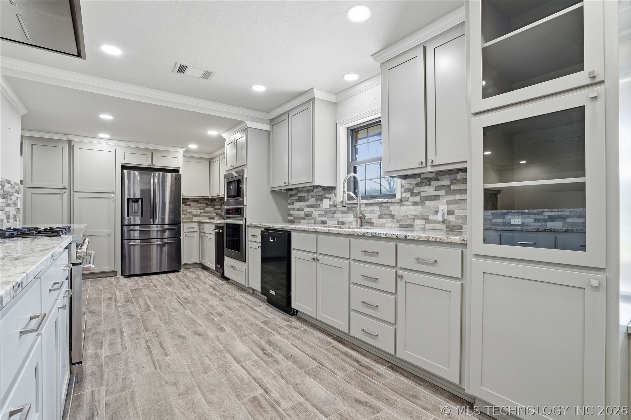 17501 W 151st Street S