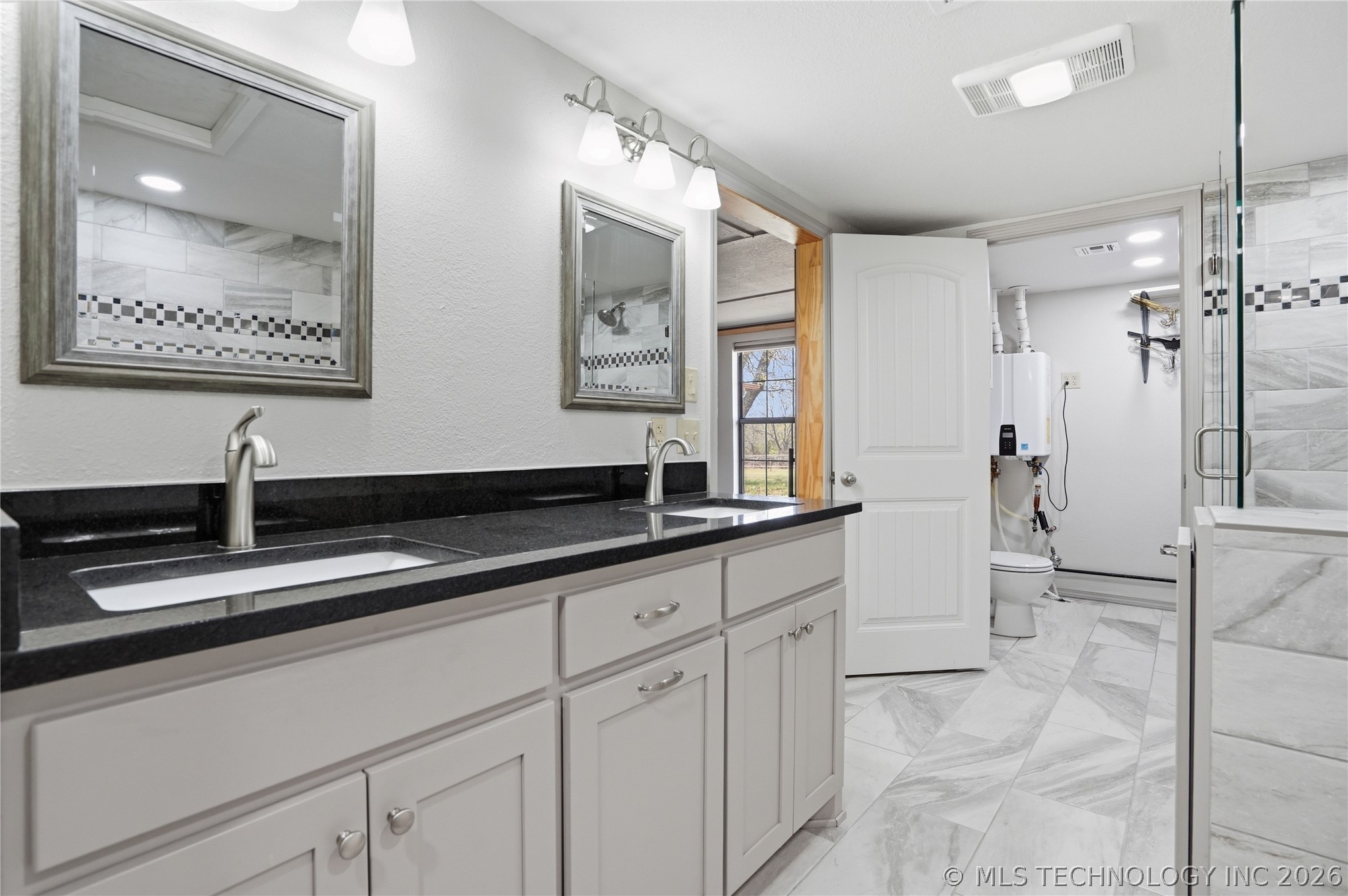 17501 W 151st Street S