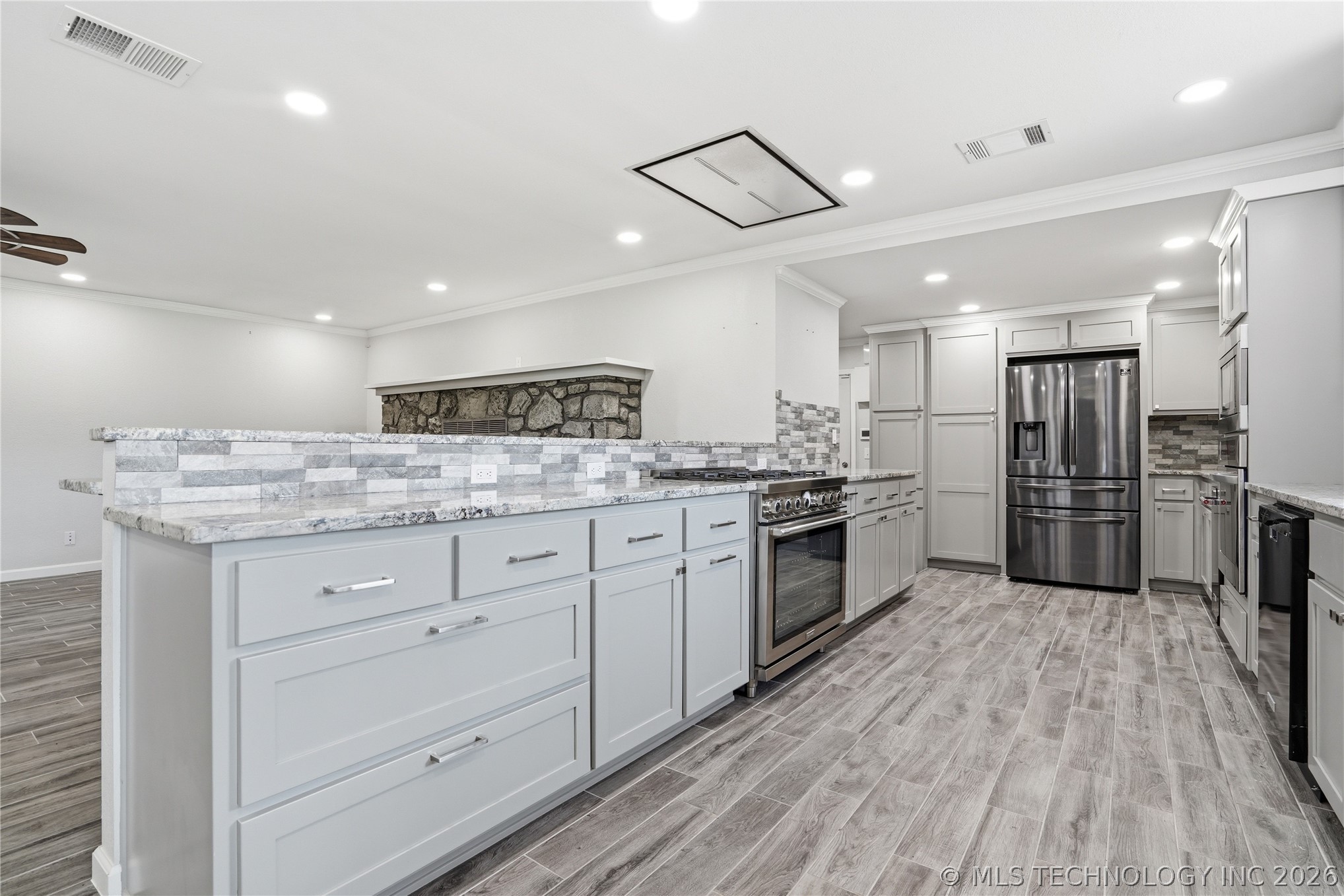17501 W 151st Street S