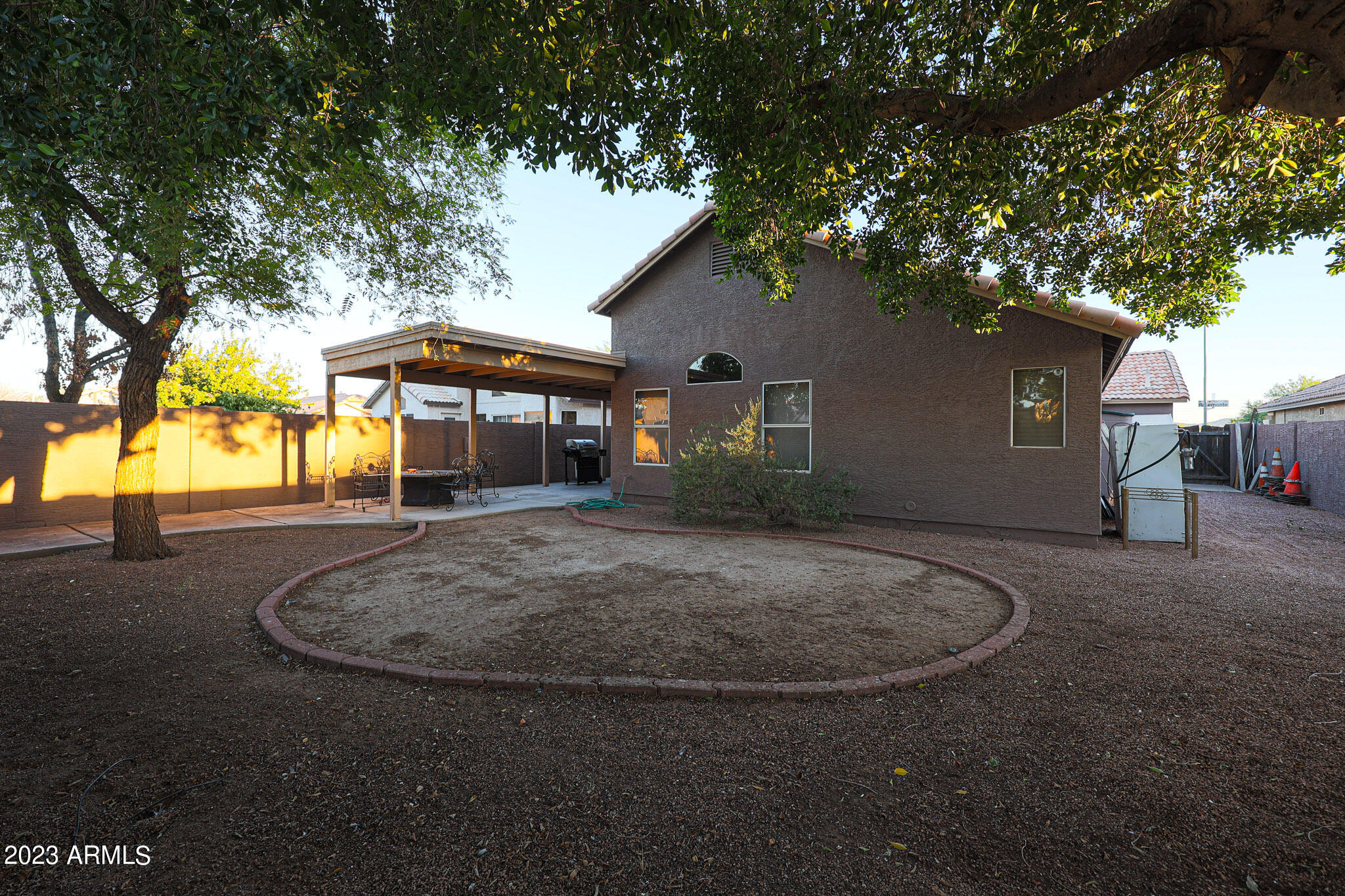 110 W ROSEMONTE Drive