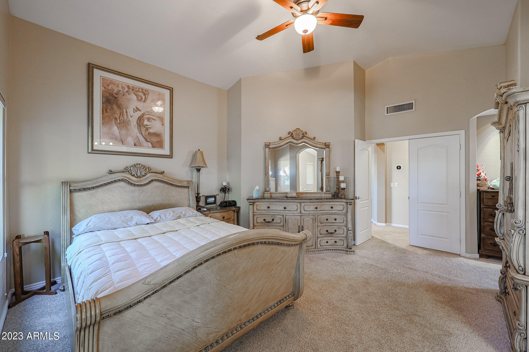 110 W ROSEMONTE Drive