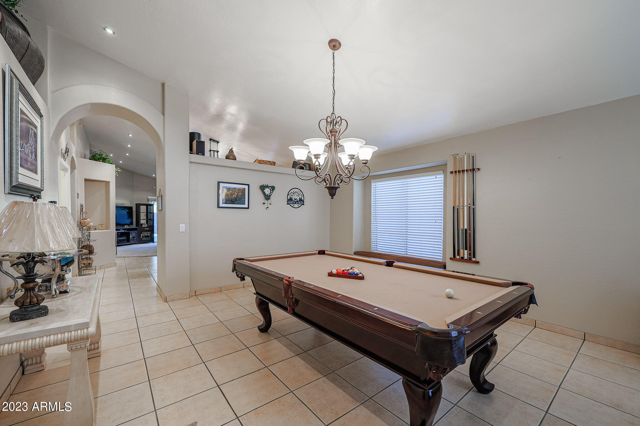 110 W ROSEMONTE Drive