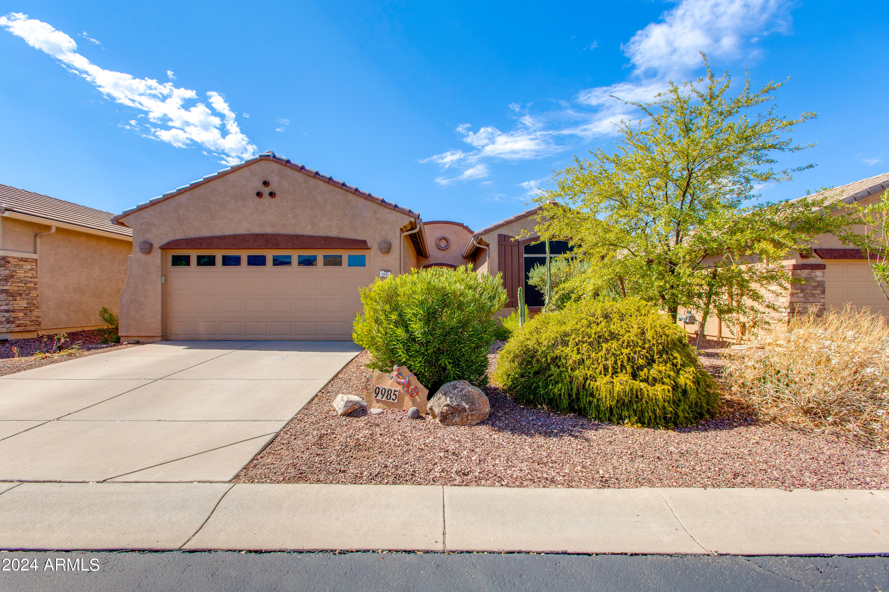 9985 E LEGEND Court