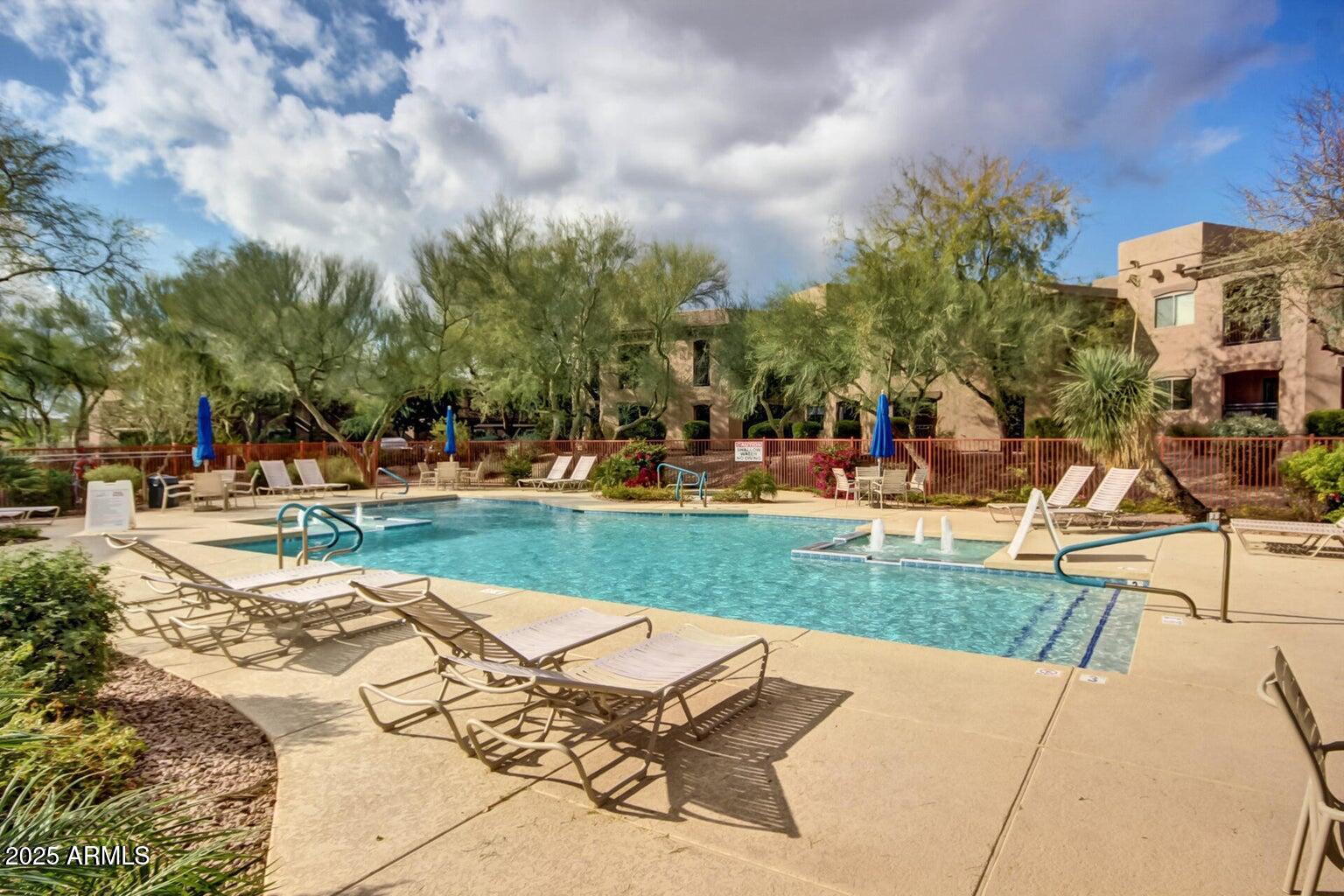 16801 N 94TH Street 2061