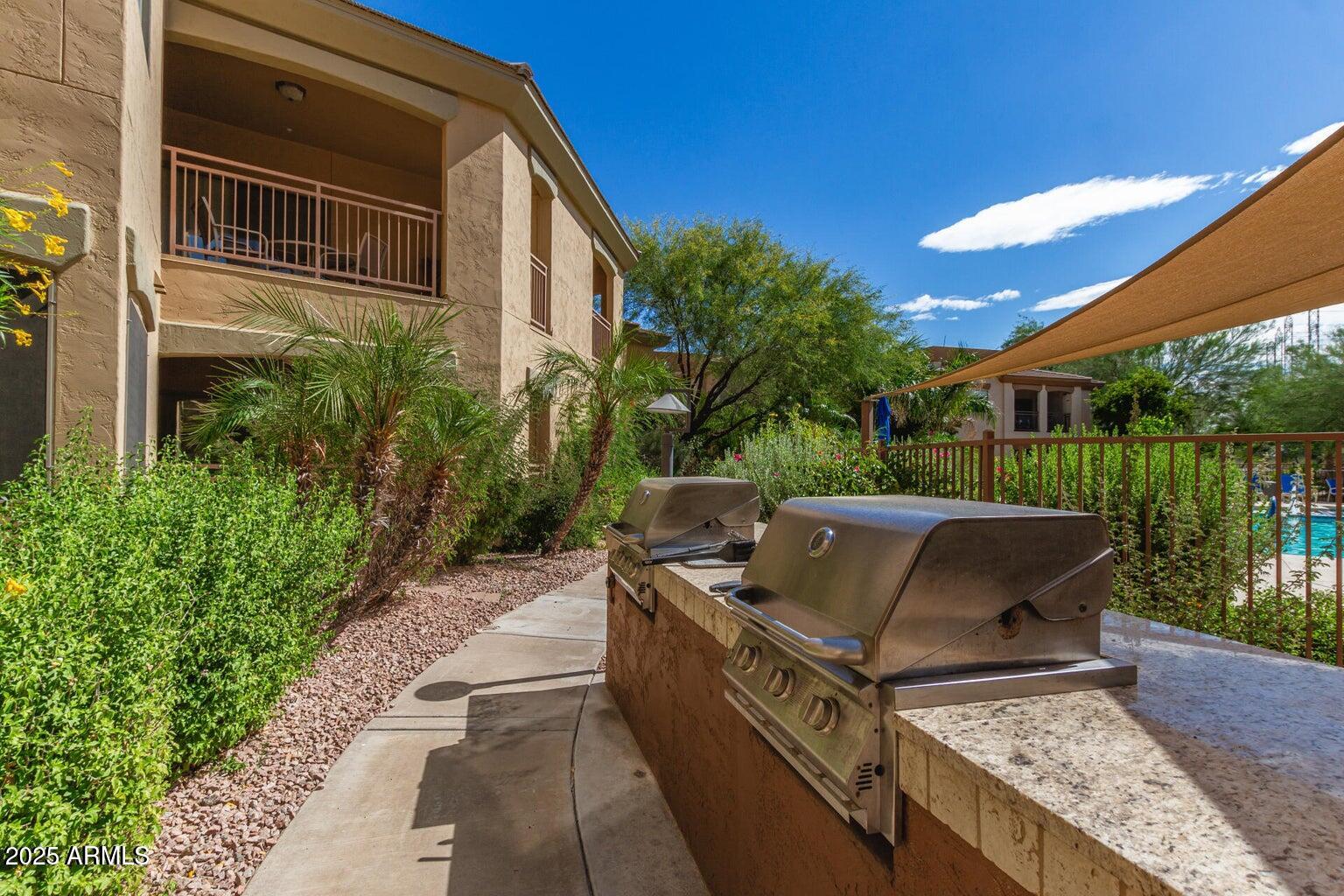 16801 N 94TH Street 2061