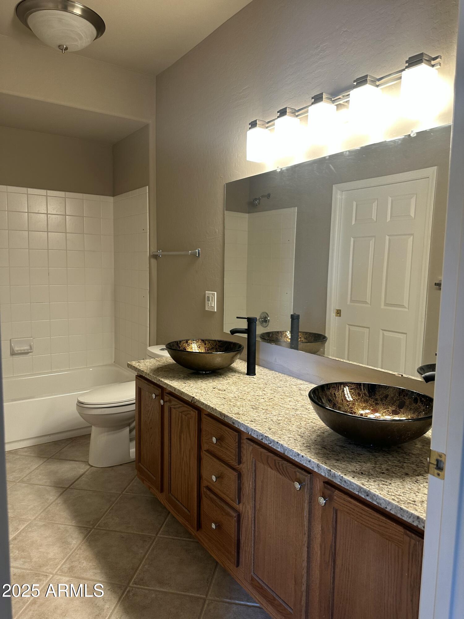 16801 N 94TH Street 2061