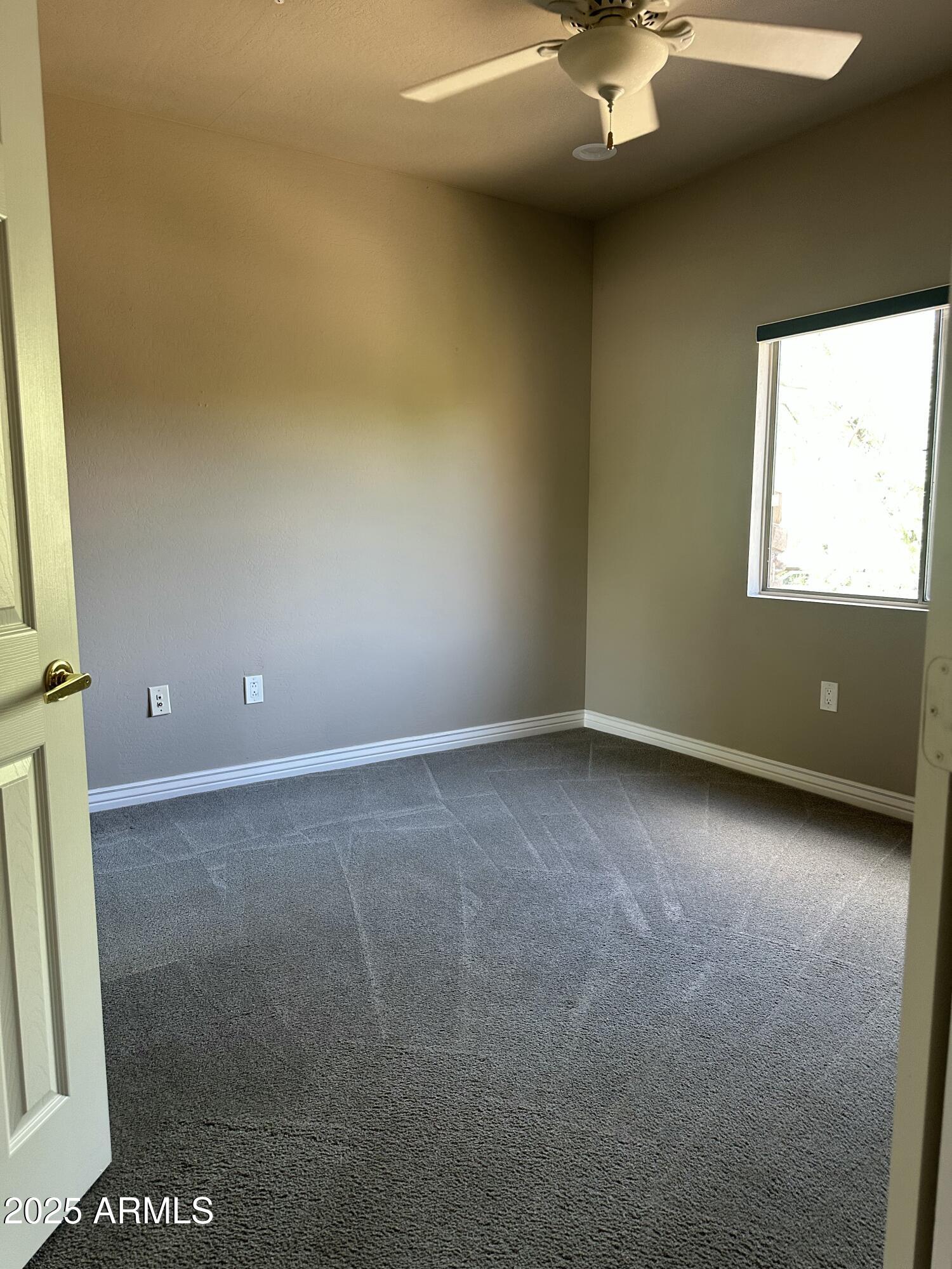 16801 N 94TH Street 2061