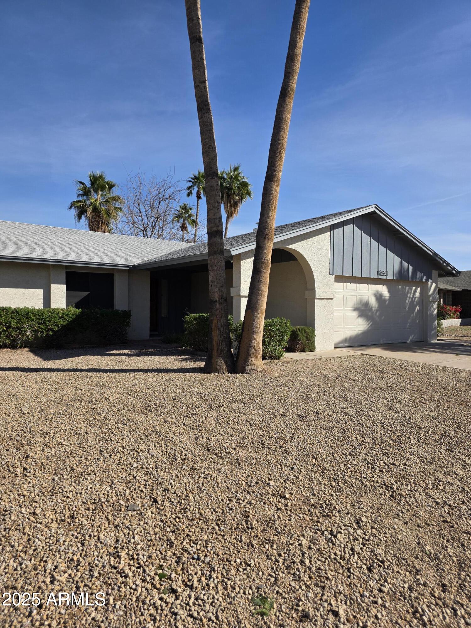 10470 E CLINTON Street