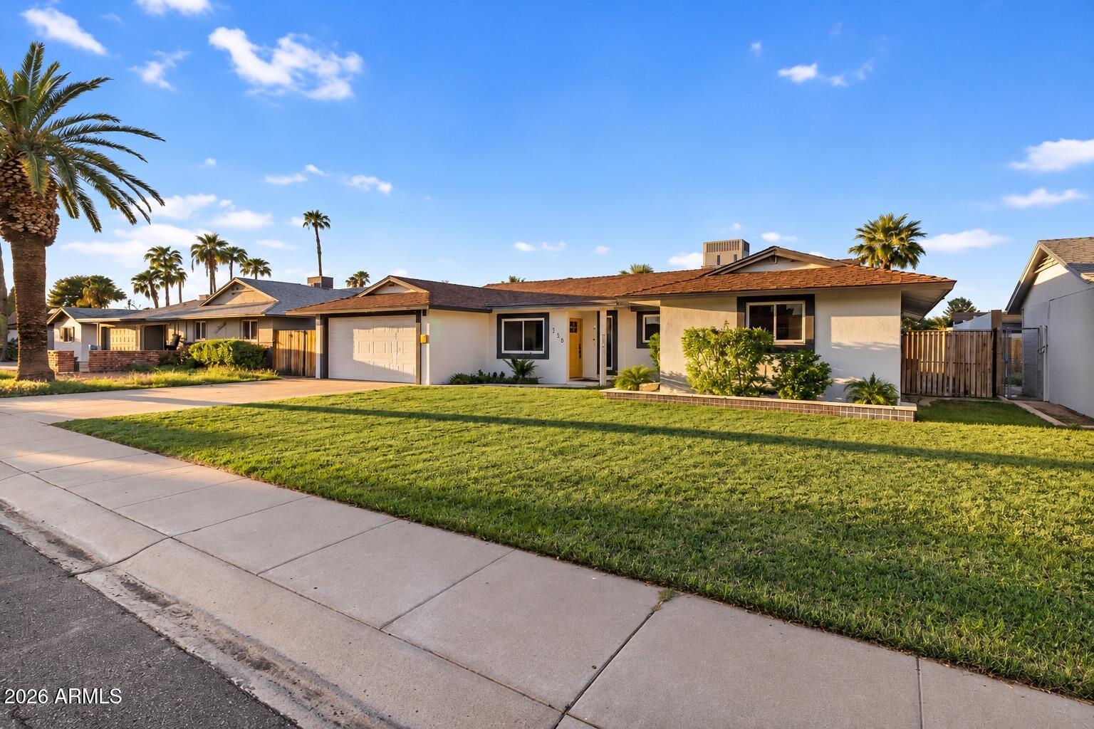 2236 E BLANCHE Drive