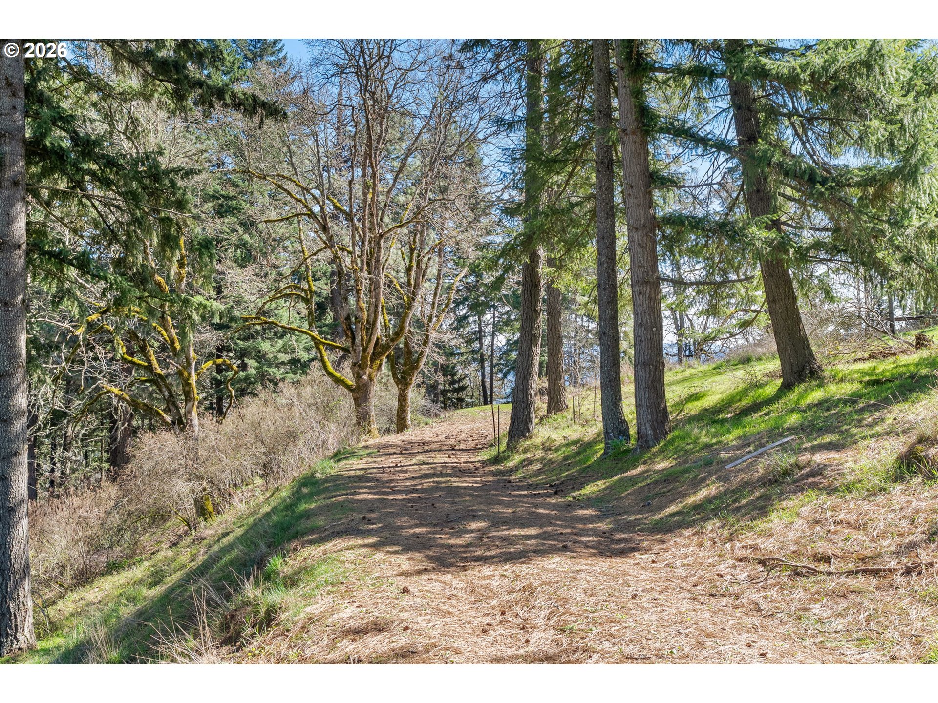 735 NW STRAWBERRY MOUNTAIN RD