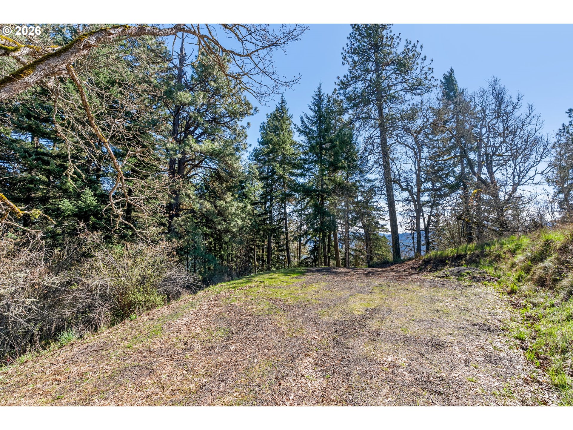 735 NW STRAWBERRY MOUNTAIN RD