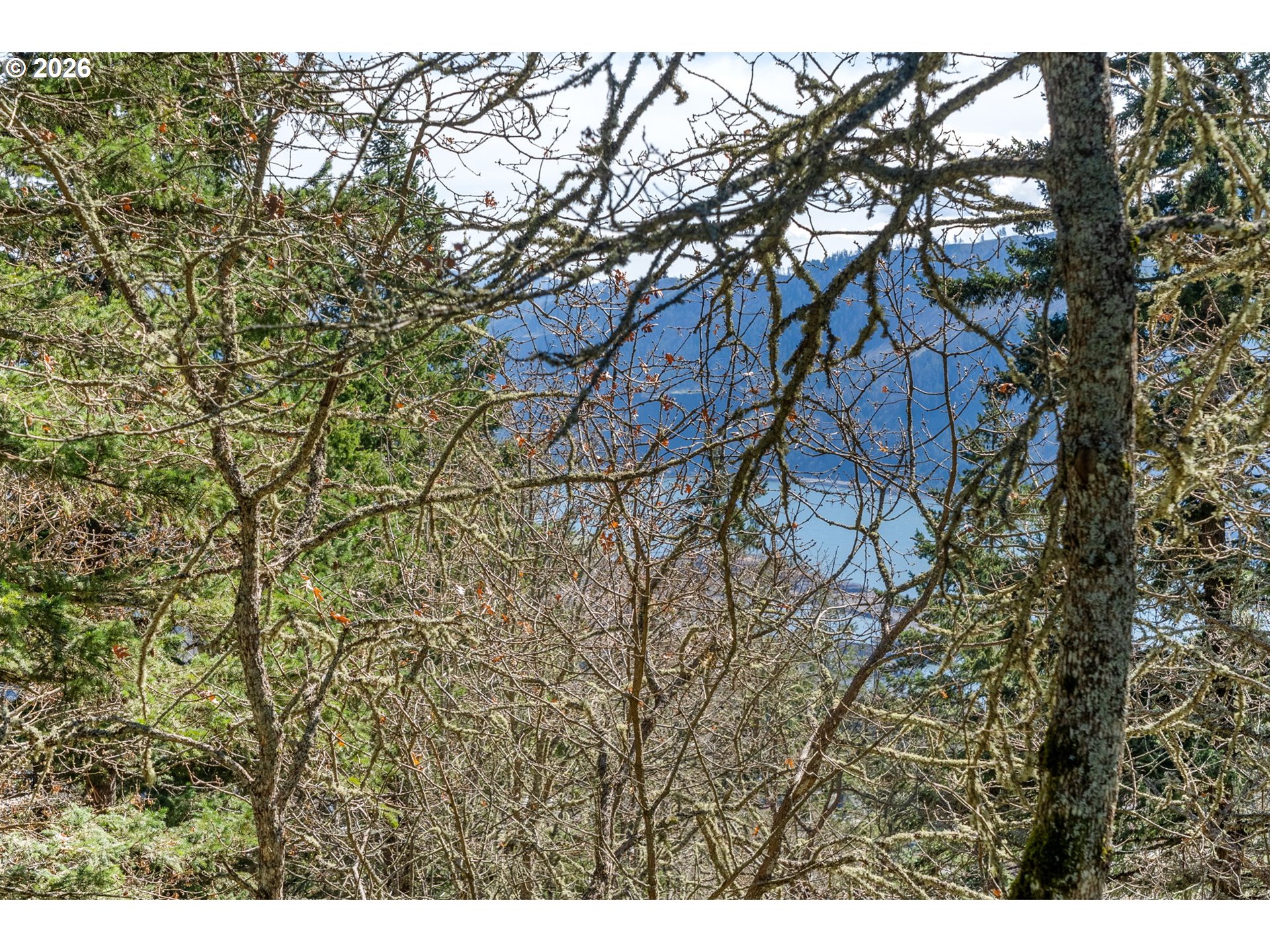 735 NW STRAWBERRY MOUNTAIN RD