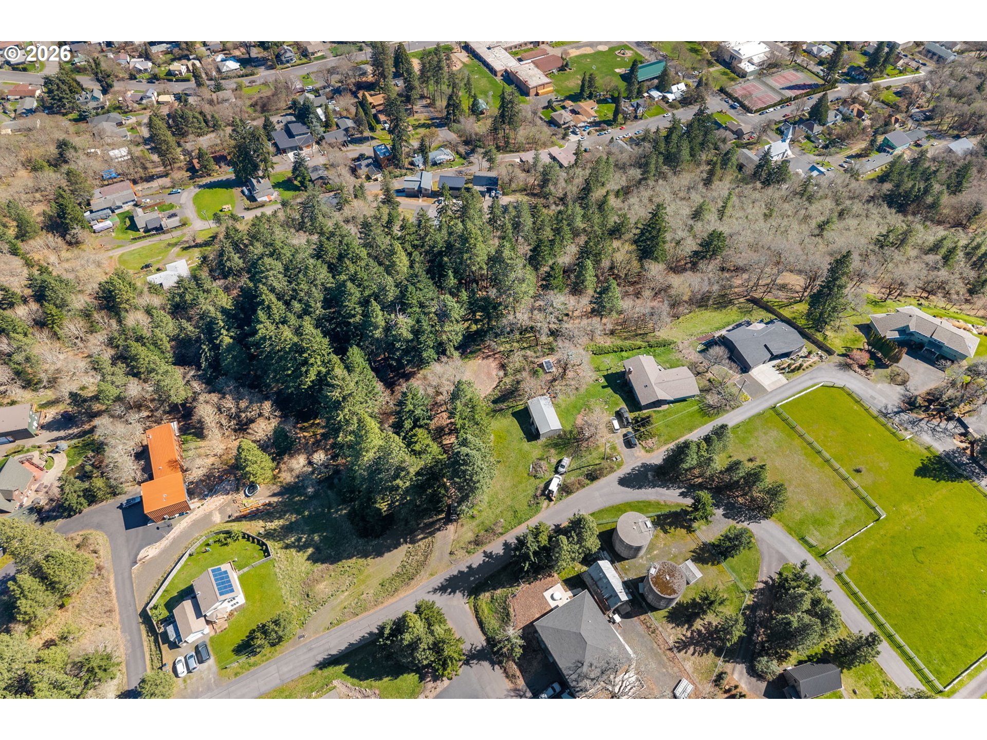 735 NW STRAWBERRY MOUNTAIN RD