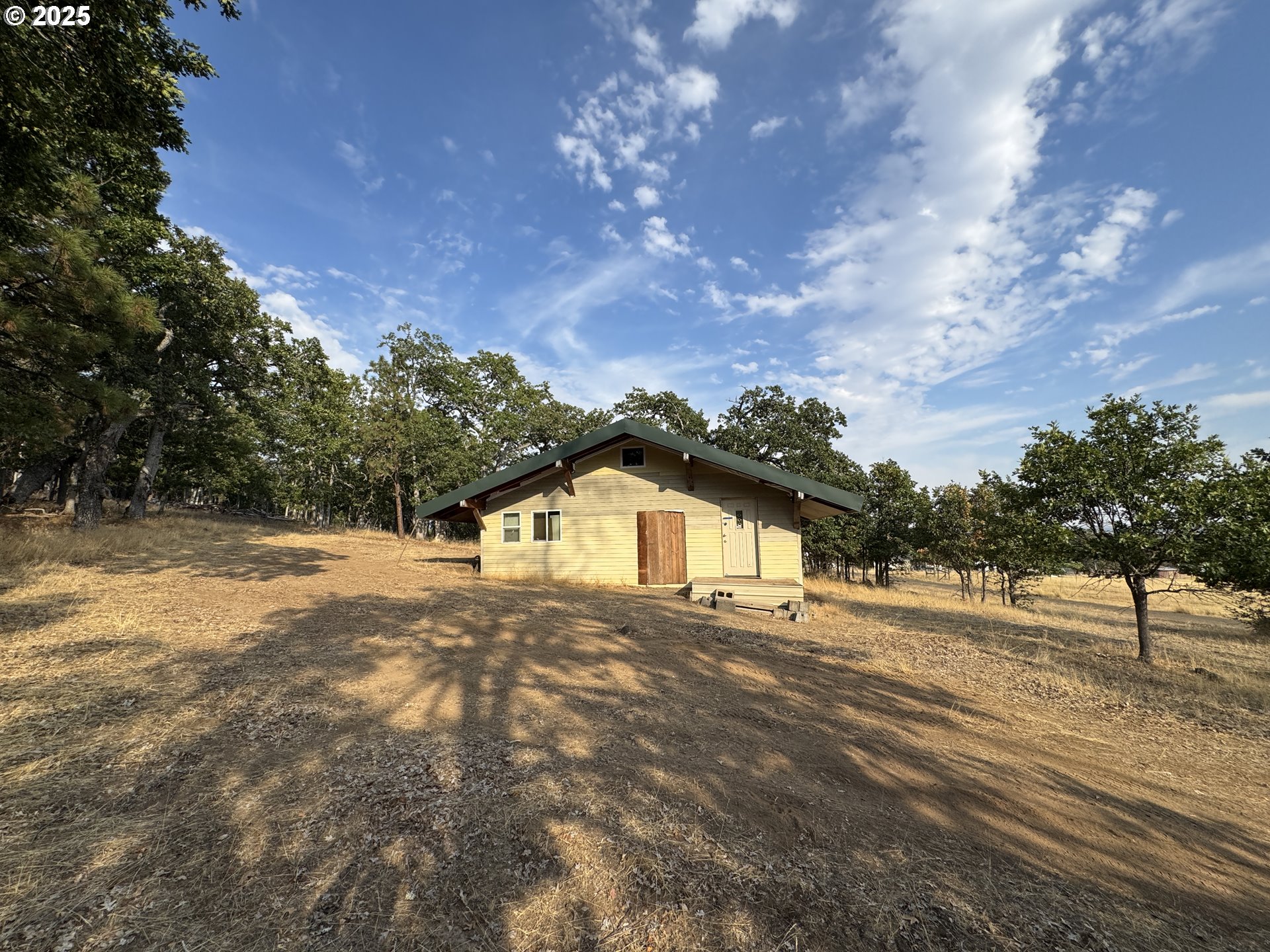 17 W SCENIC LOOP, Goldendale