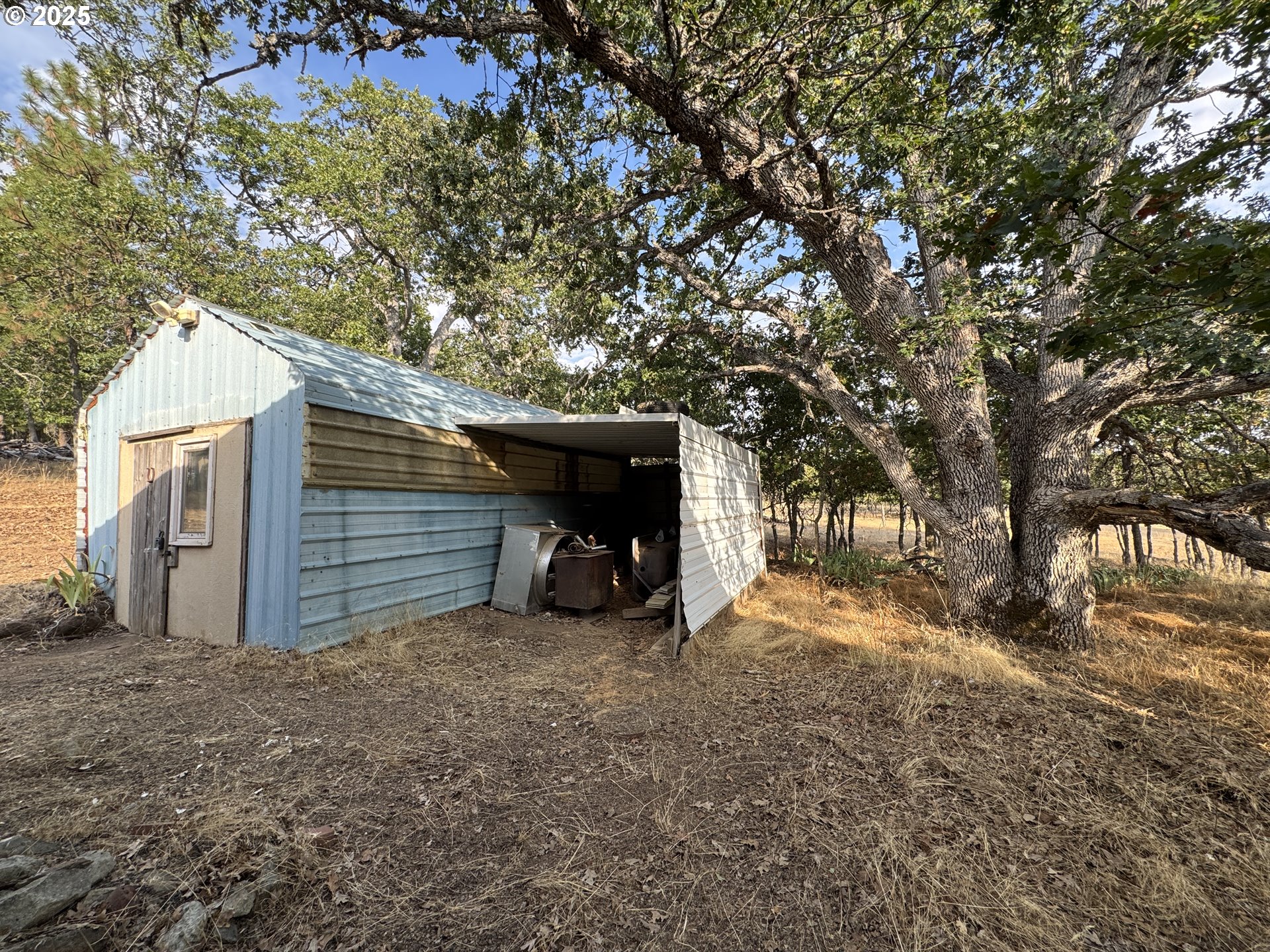 17 W SCENIC LOOP, Goldendale