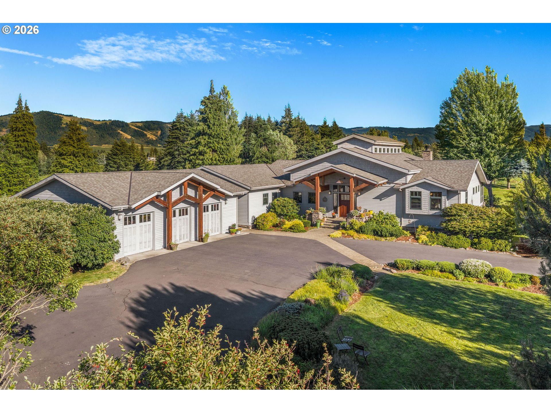 1193 INDIAN CREEK RD
