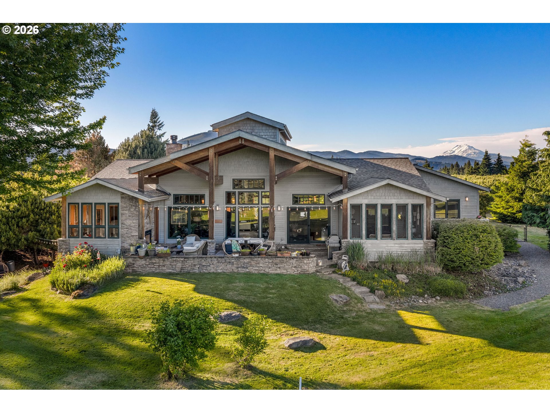 1193 INDIAN CREEK RD
