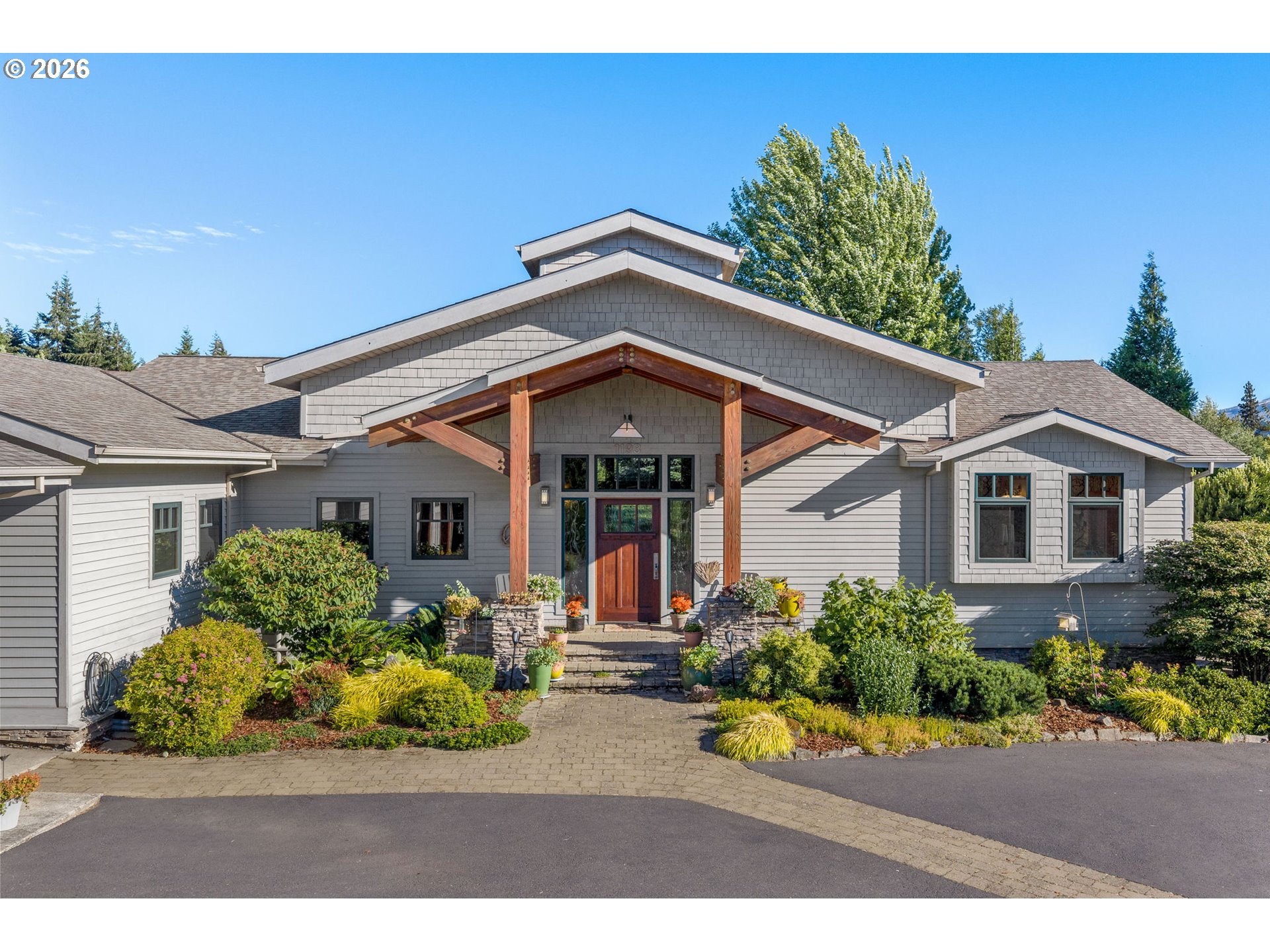 1193 INDIAN CREEK RD