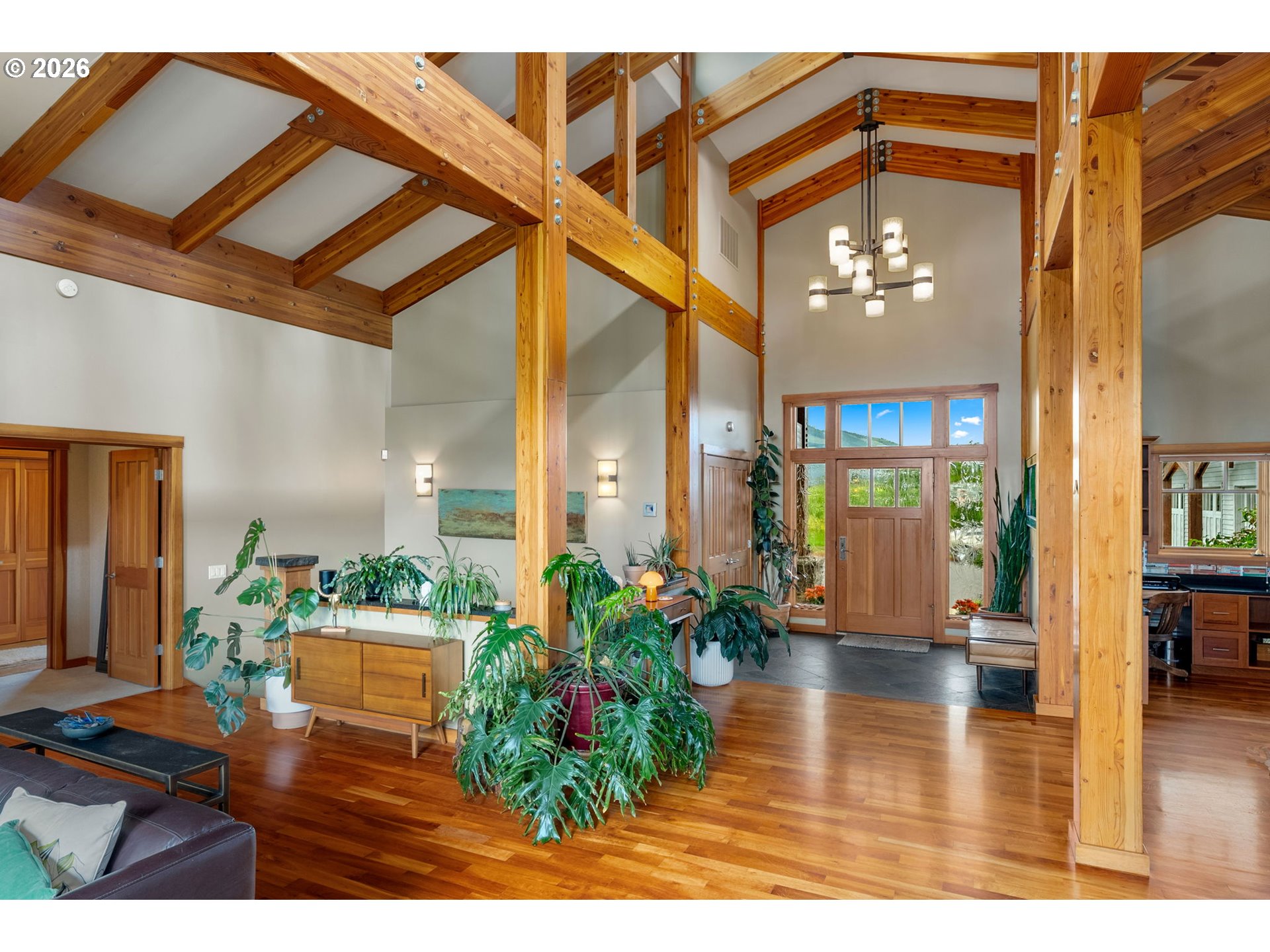1193 INDIAN CREEK RD