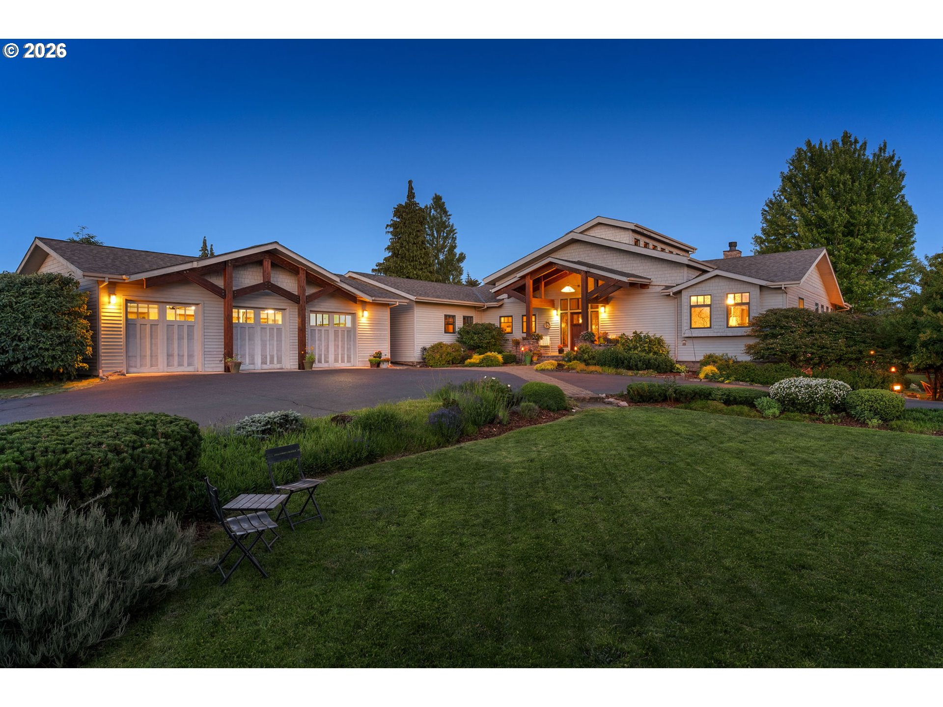 1193 INDIAN CREEK RD