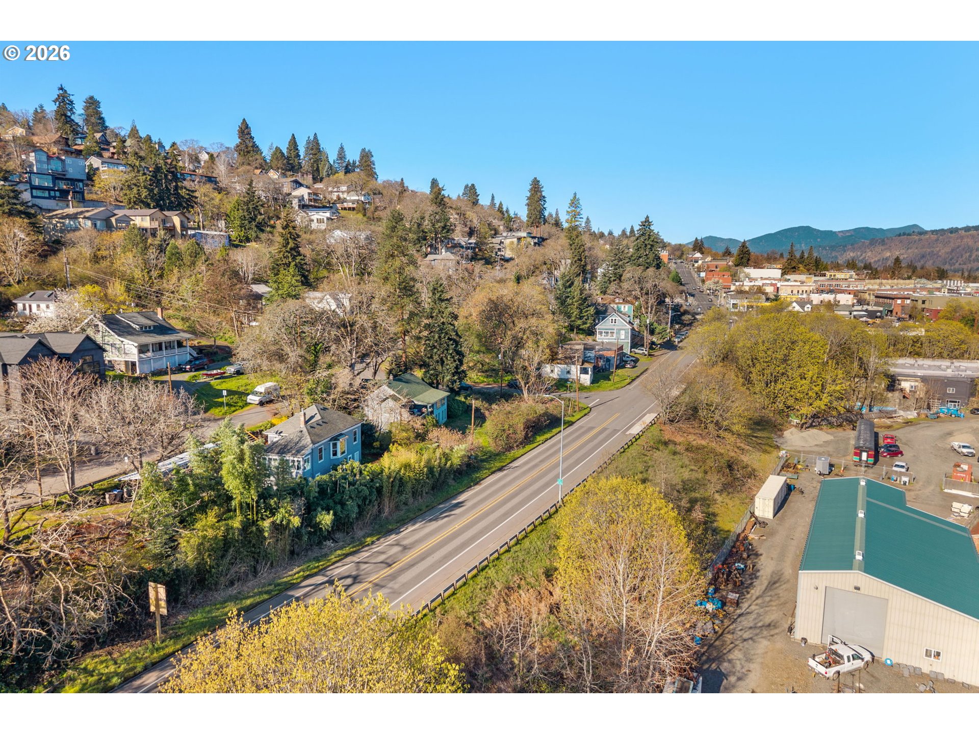 210 E SHERMAN AVE