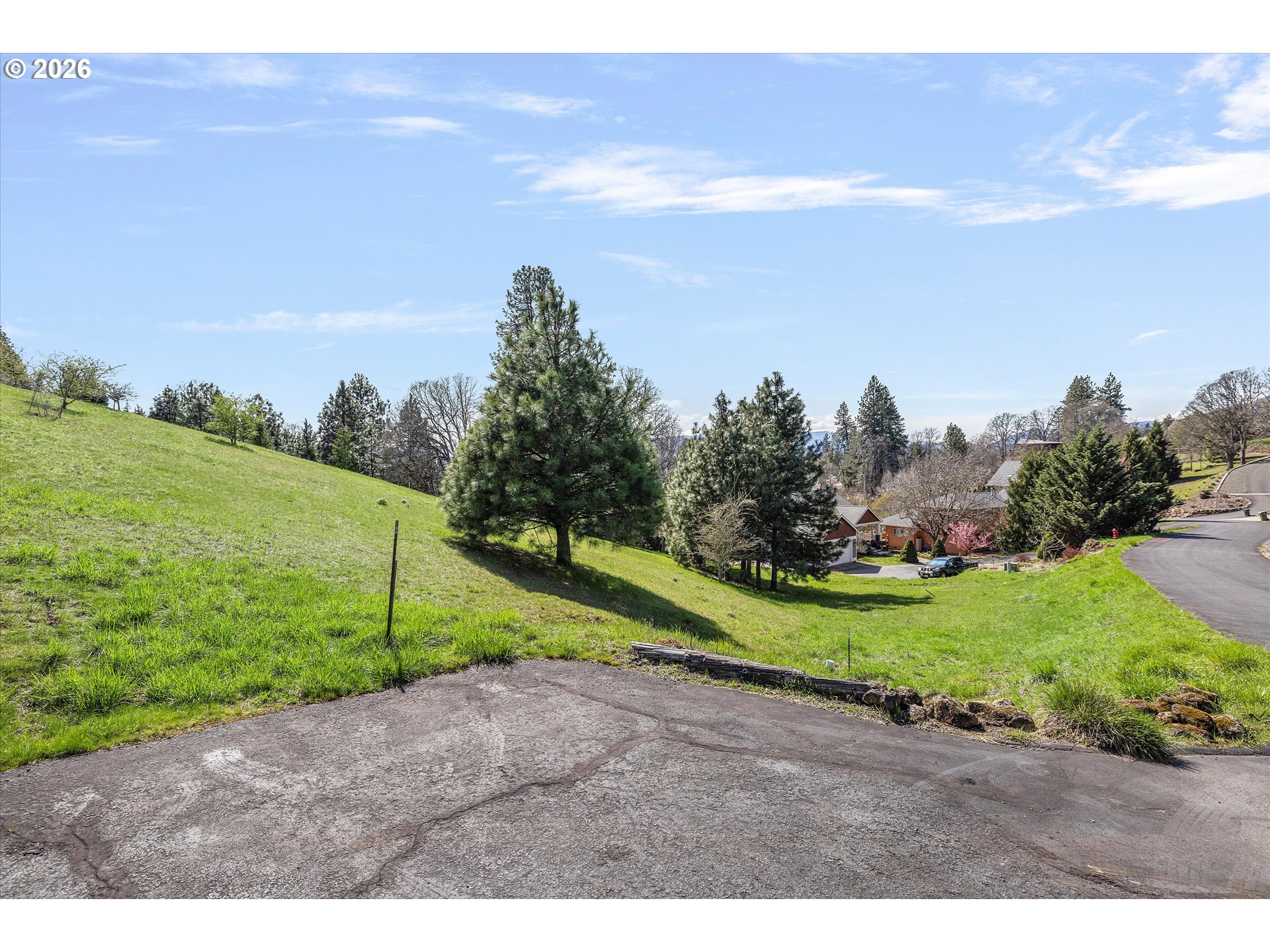 105 ALTA VISTA RD