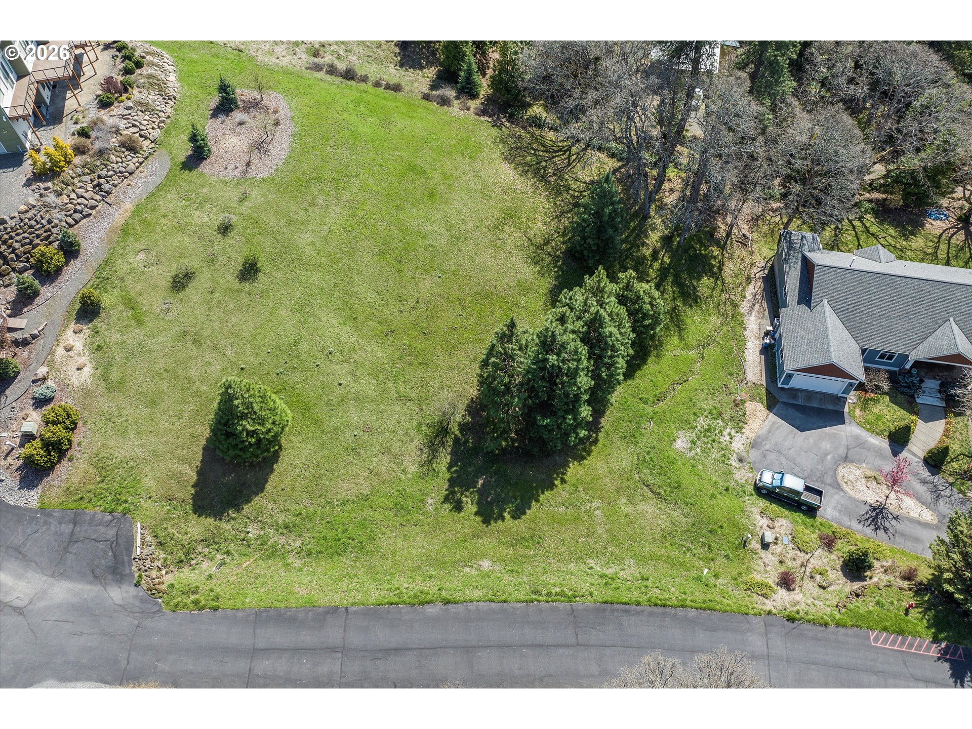 105 ALTA VISTA RD