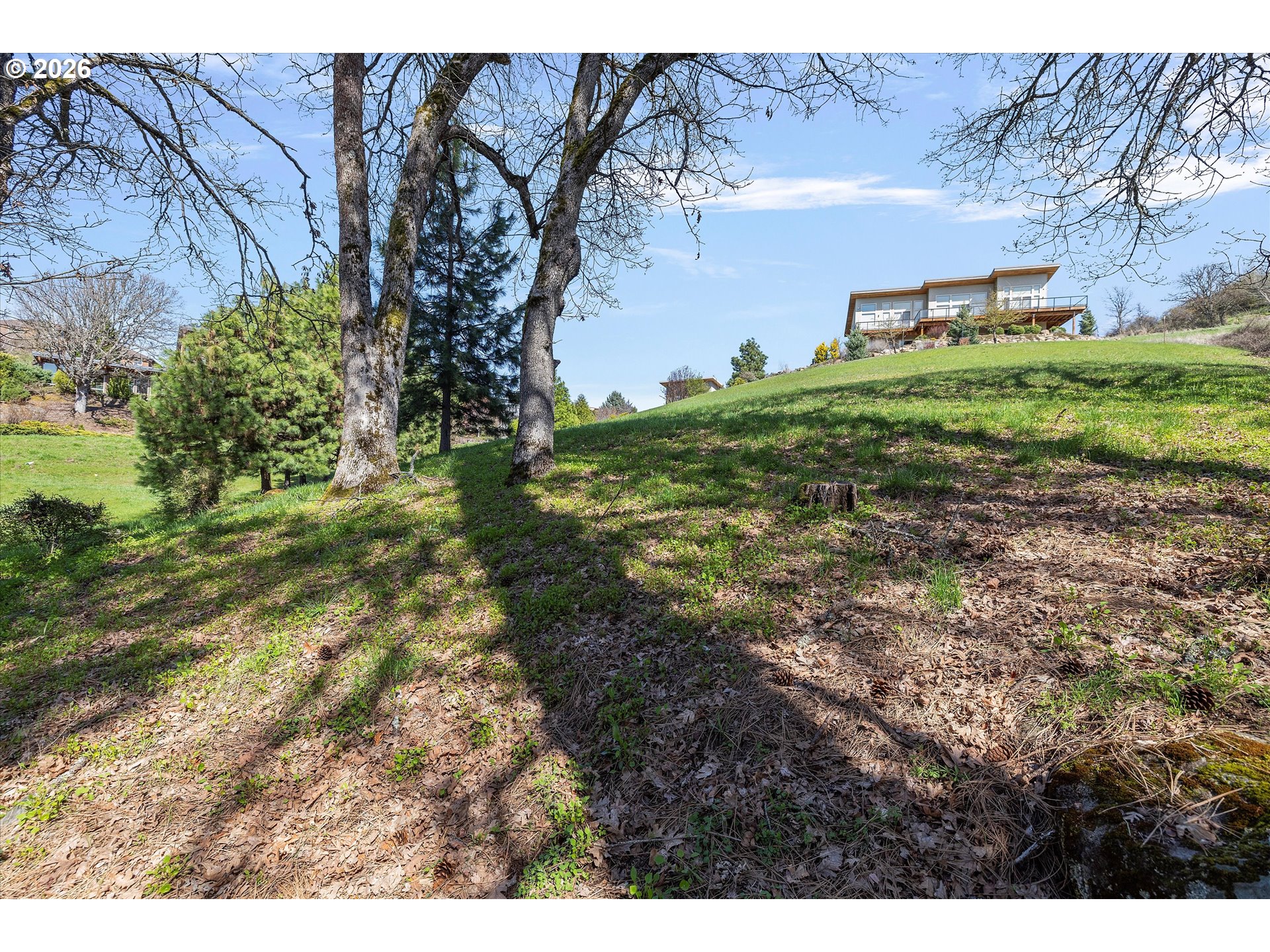 105 ALTA VISTA RD