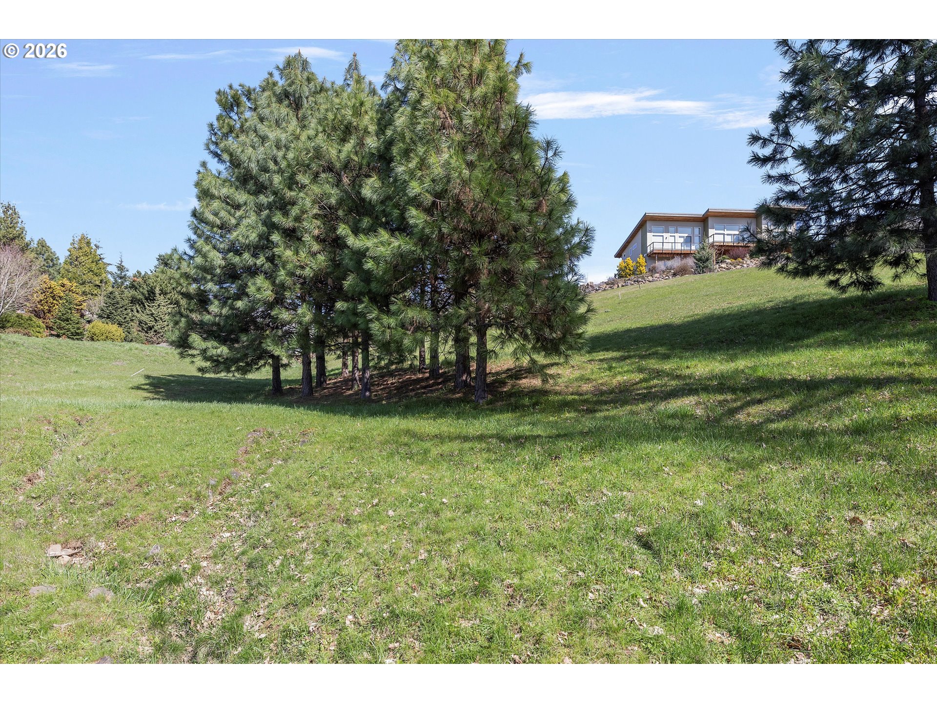 105 ALTA VISTA RD