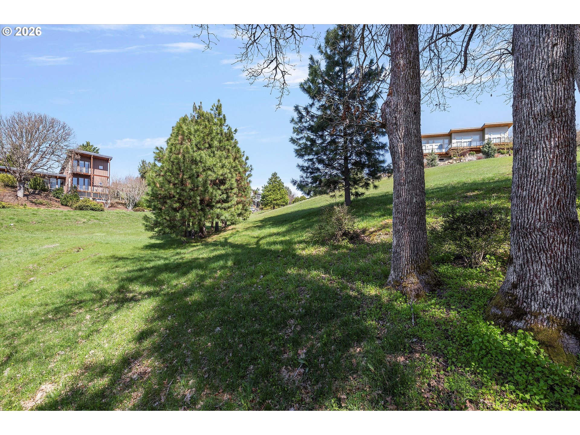105 ALTA VISTA RD