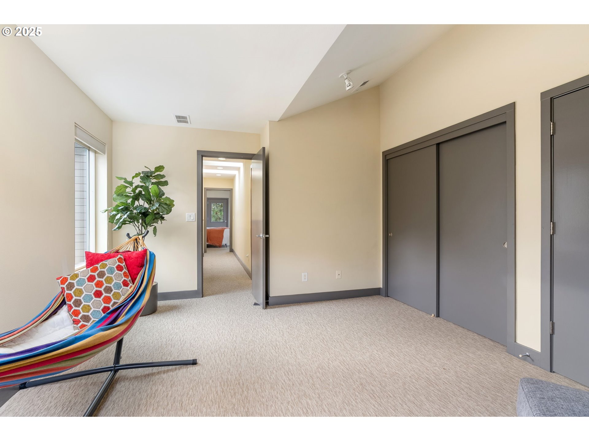 22 MOSIER CREEK PL Unit: 22