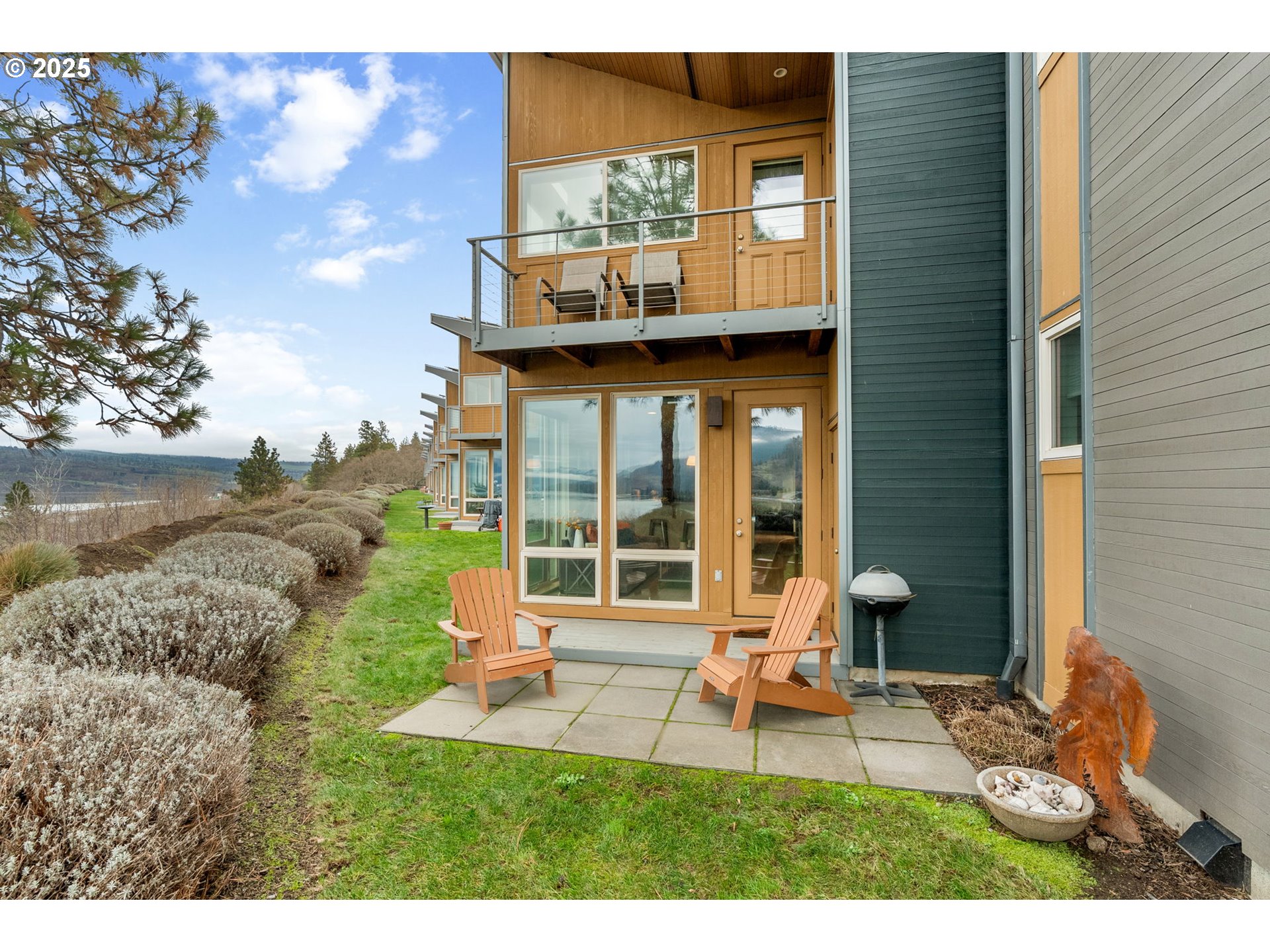 22 MOSIER CREEK PL Unit: 22