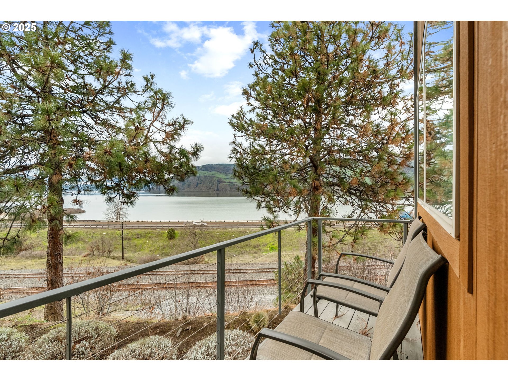 22 MOSIER CREEK PL Unit: 22