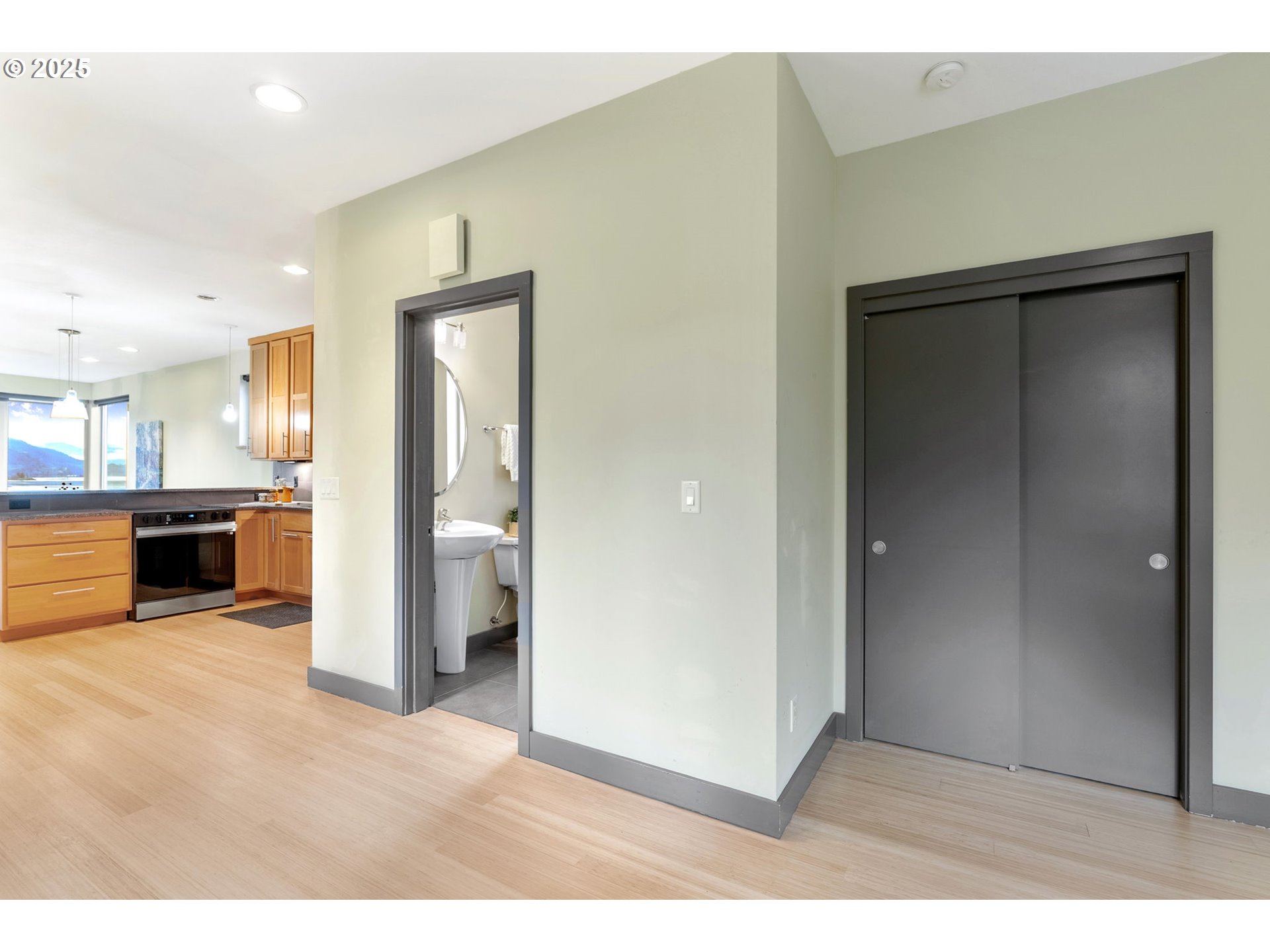 22 MOSIER CREEK PL Unit: 22