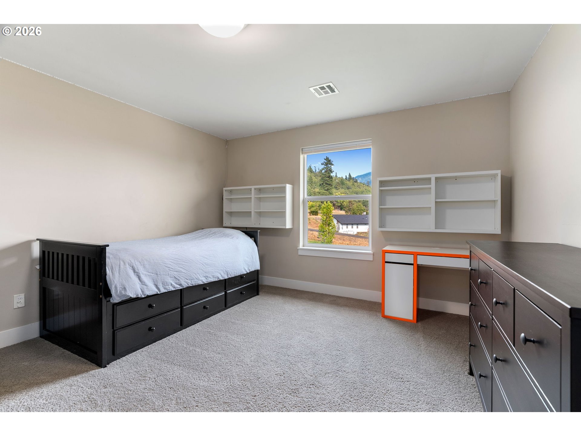 315 NW WEDRICK DR