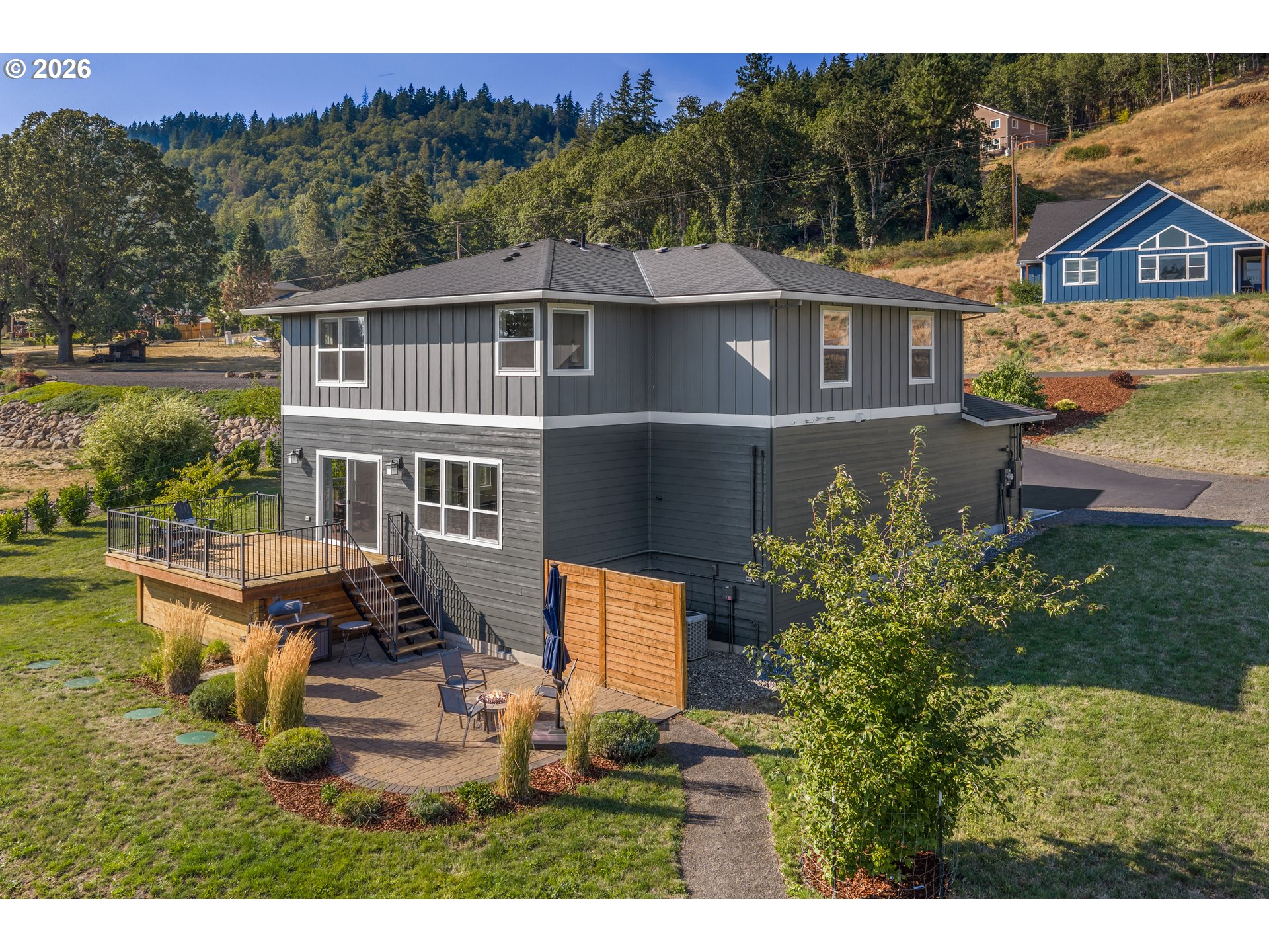 315 NW WEDRICK DR