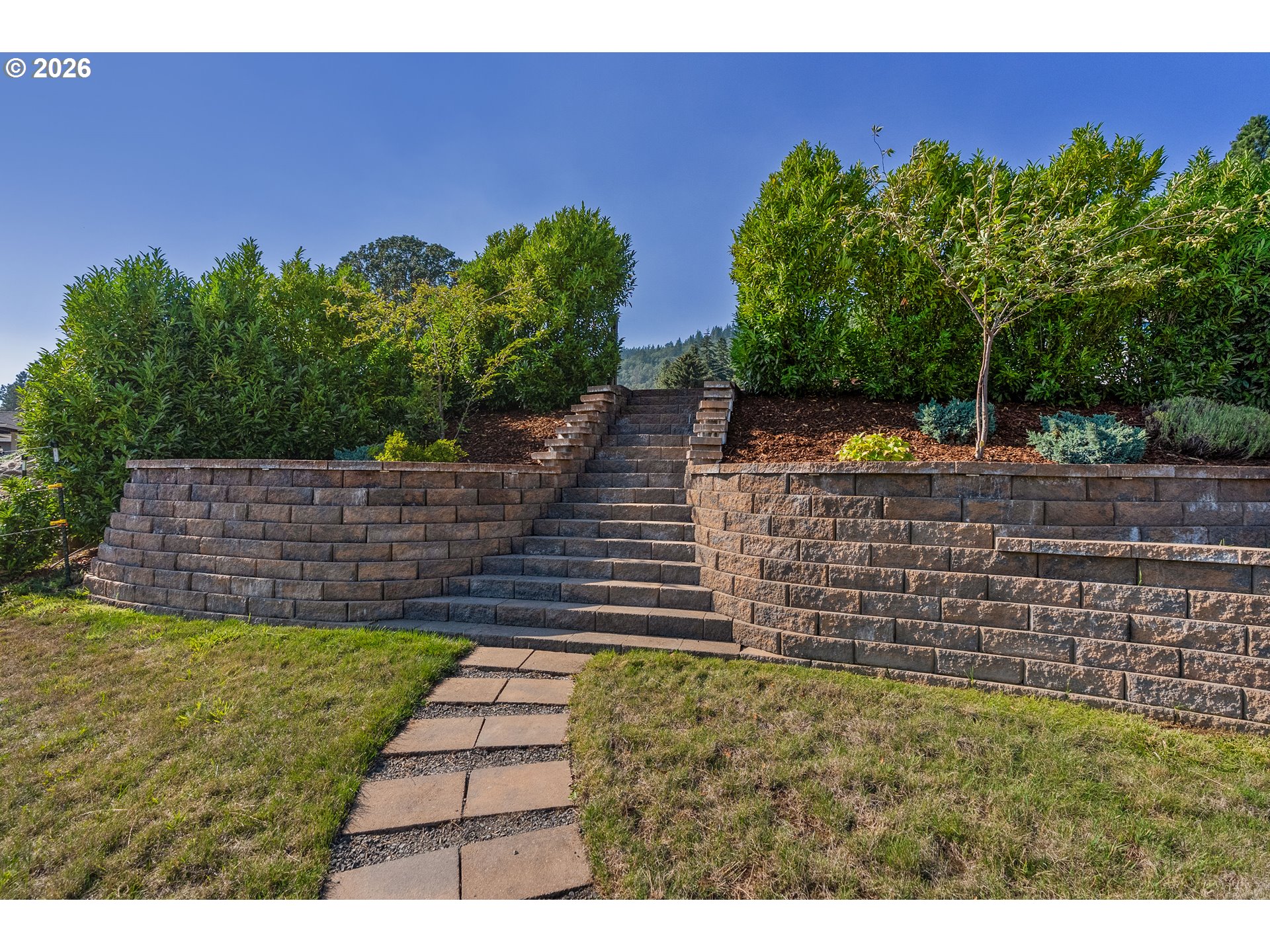 315 NW WEDRICK DR