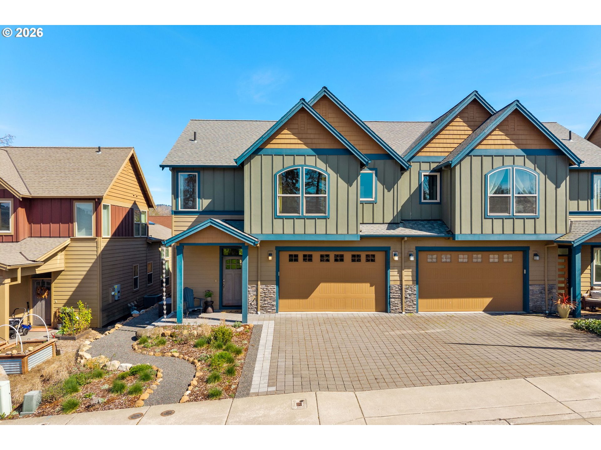 921 GOOSE WAY