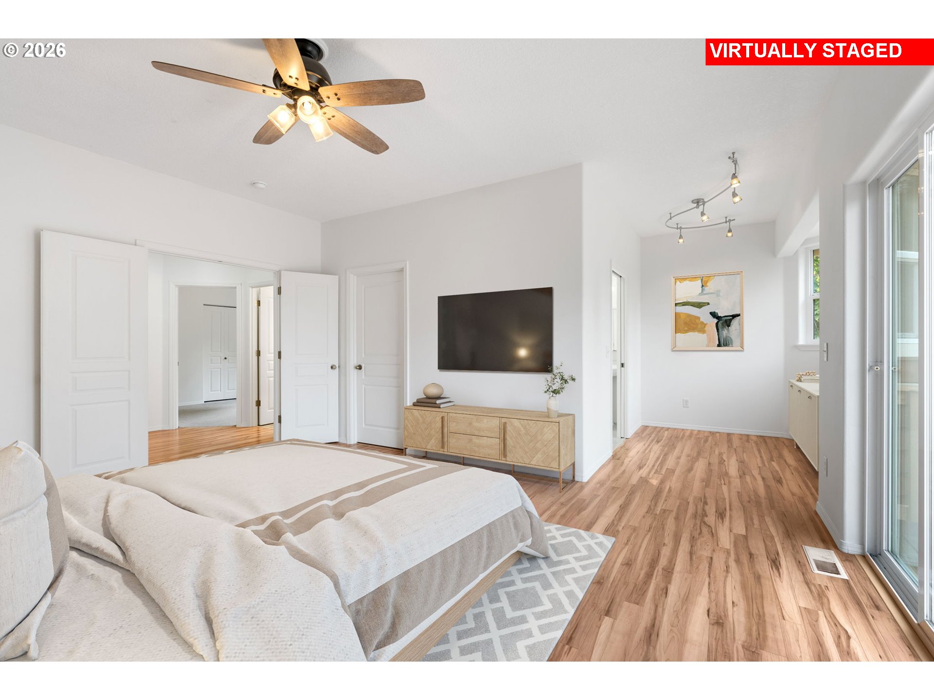 606 RIDGEVIEW CT